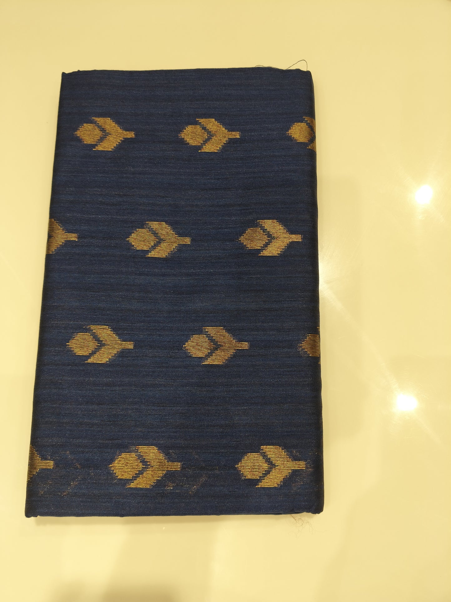OFFER SALES SAREES - IHA 27601