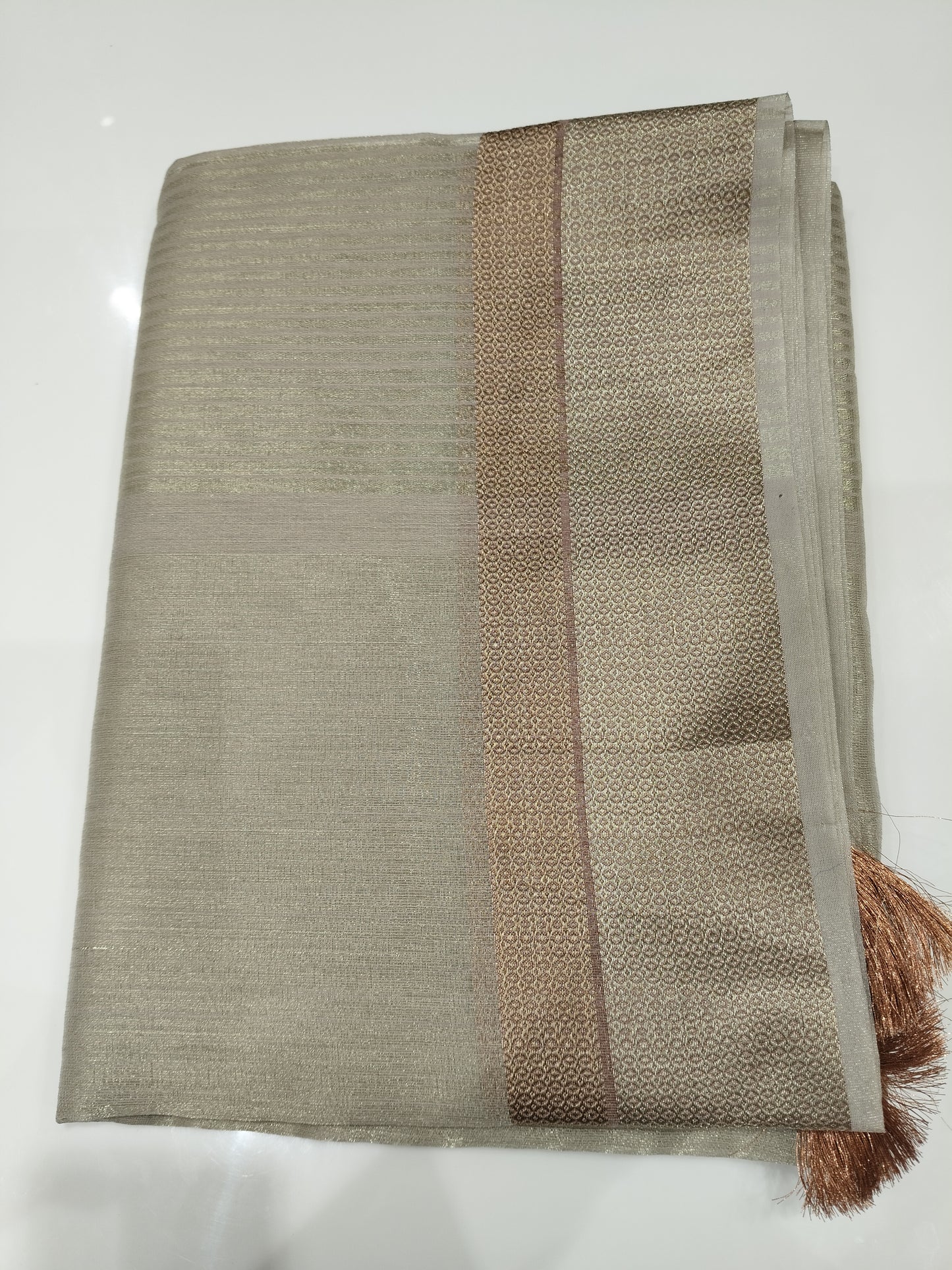 OFFER SALES SAREES - IHA 27667