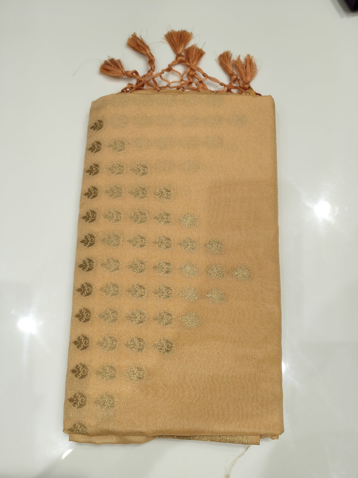 OFFER SALES SAREES - IHA 27601