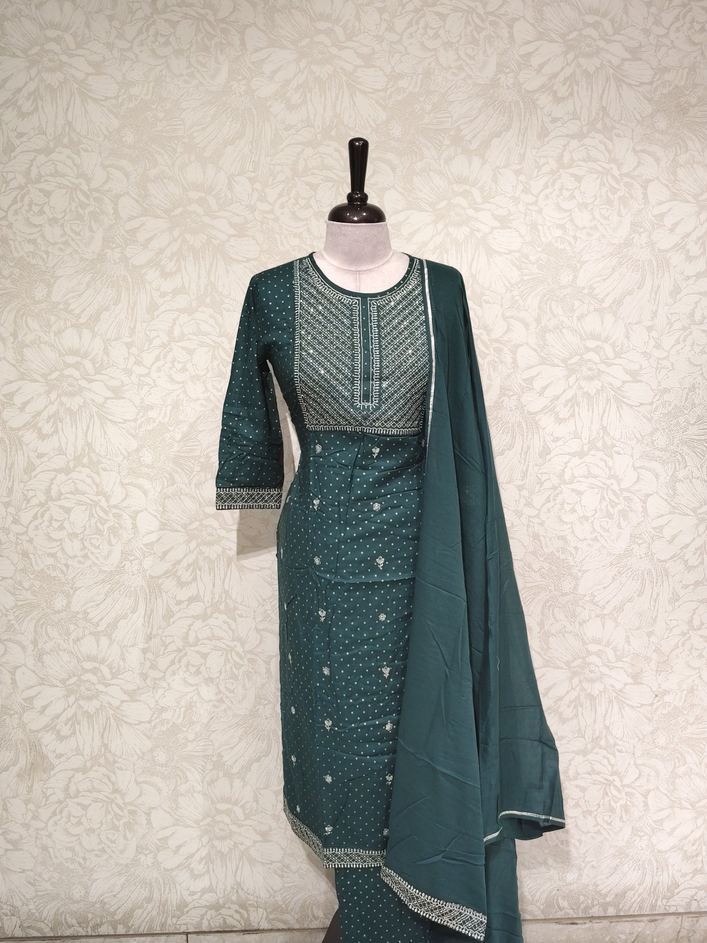 OFFER SALES TOP AND BOTTOM - IHA 27511