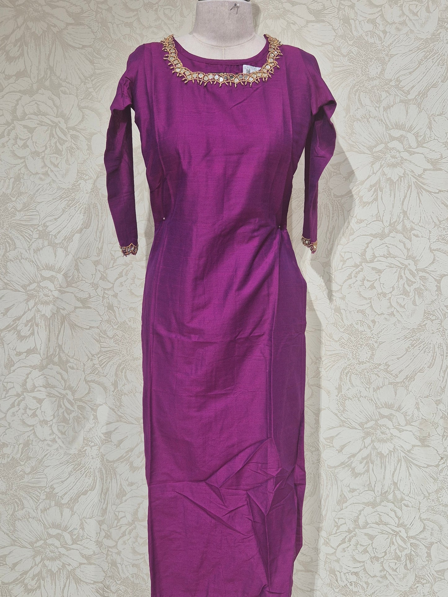 OFFER SALES TOPS COLLECTIONS - IHA 26847