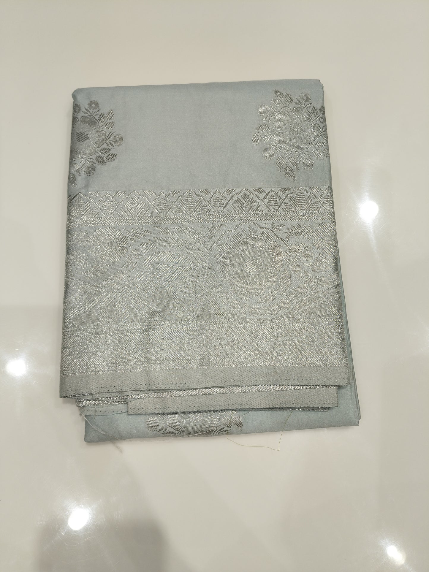 OFFER SALES SAREES - IHA 27601