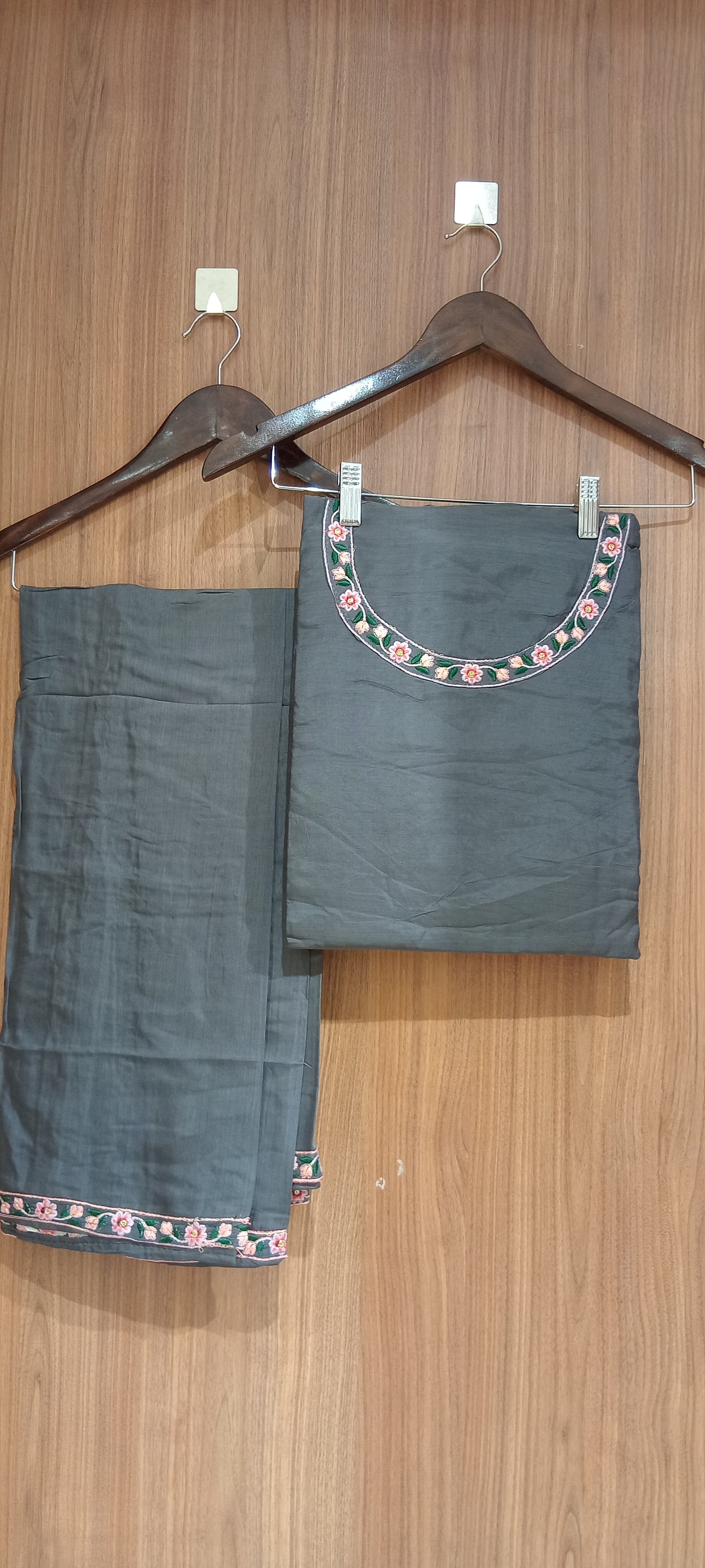 OFFER SALES UNSTITCHED SALWAR  - IHA 27798