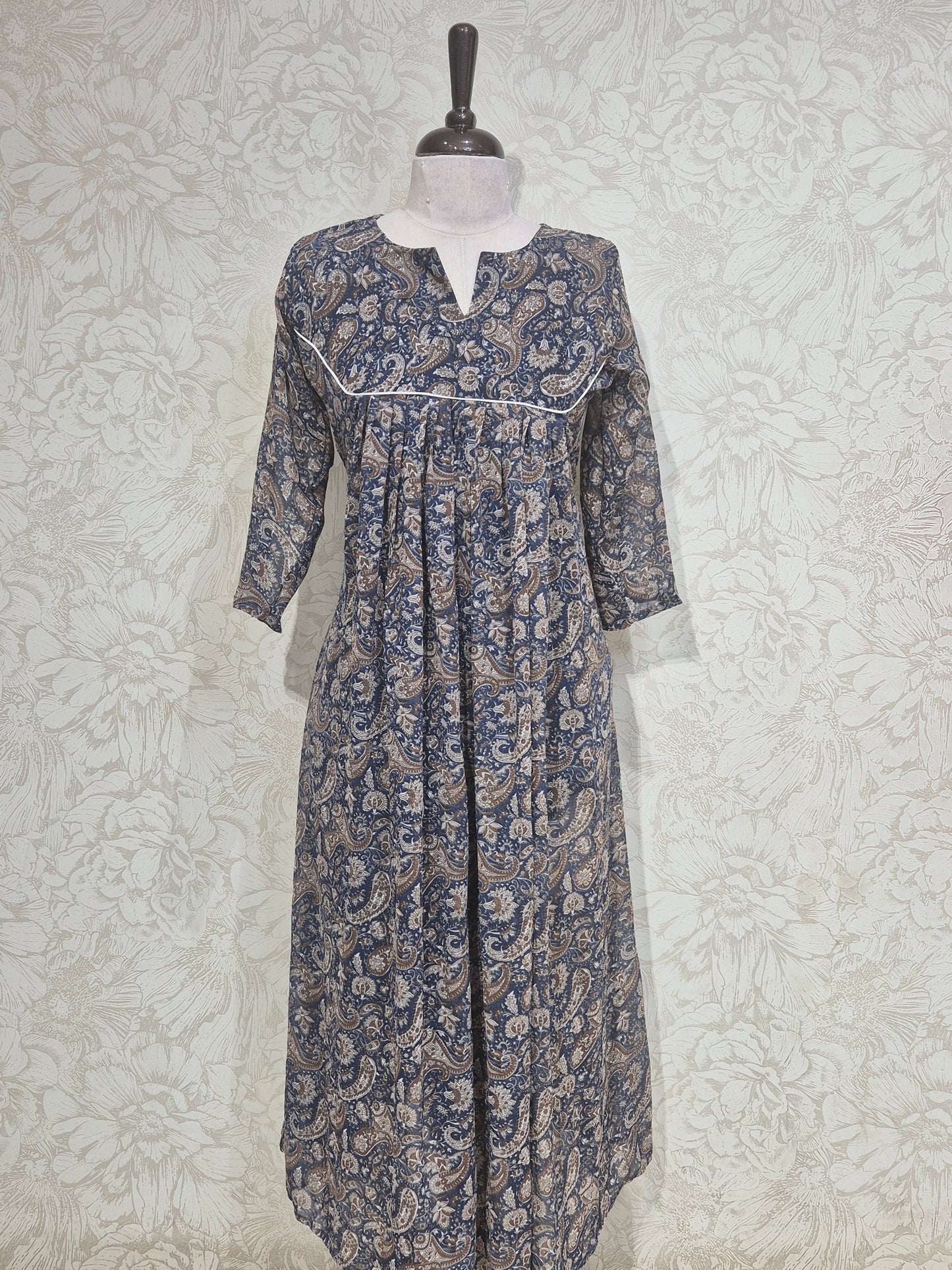 OFFER SALES TOPS COLLECTIONS - IHA 26842