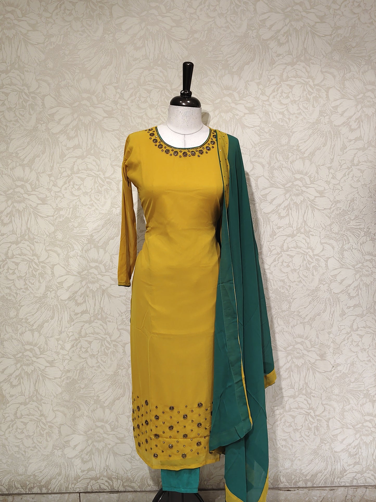 OFFER SALES TOP AND BOTTOM - IHA 27511