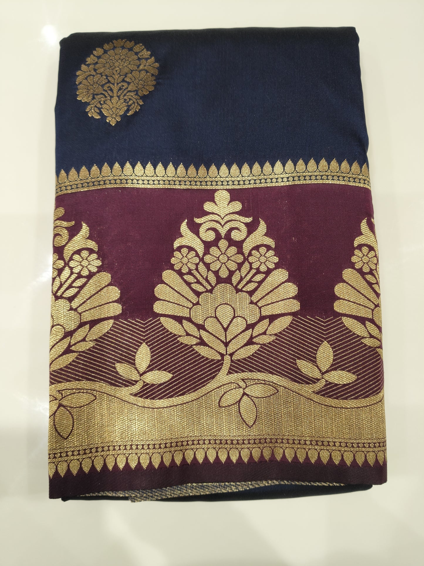 OFFER SALES SAREES - IHA 27667