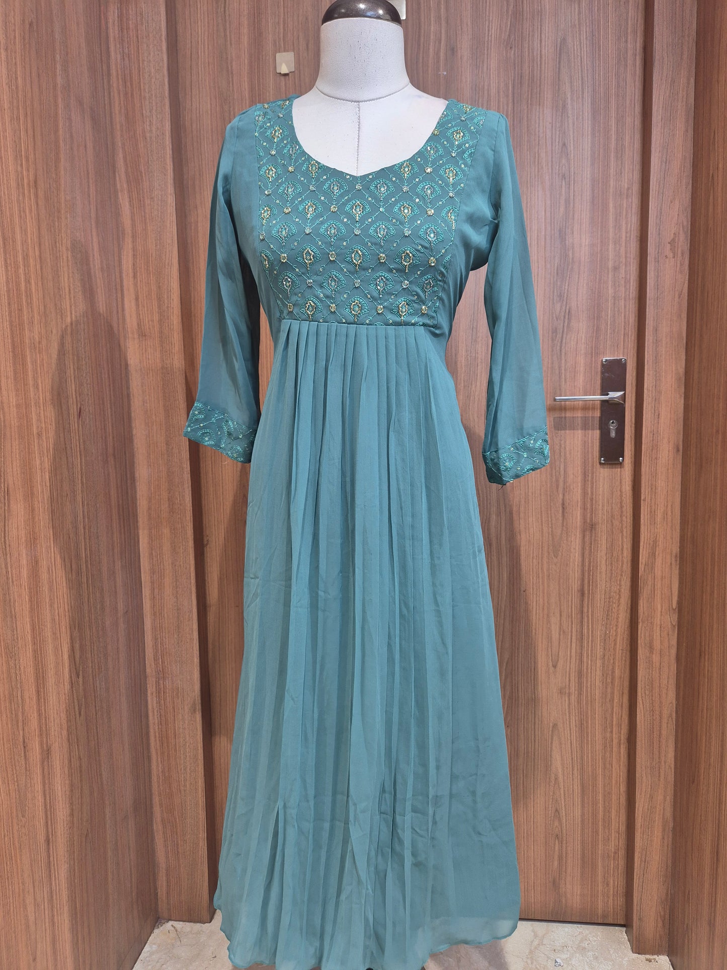 OFFER SALES TOPS COLLECTIONS - IHA 26796