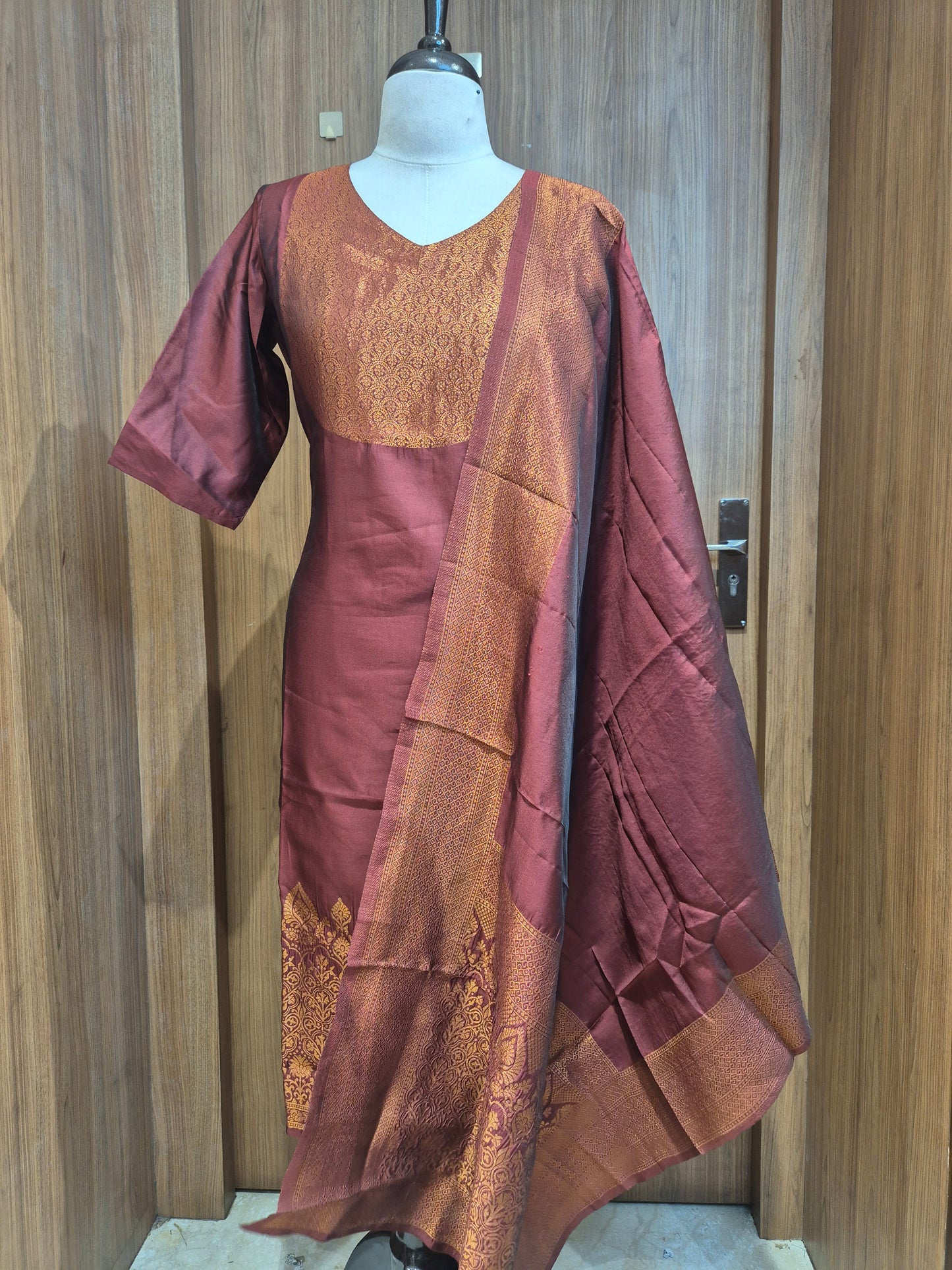 OFFER SALES TOPS COLLECTIONS - IHA 26796