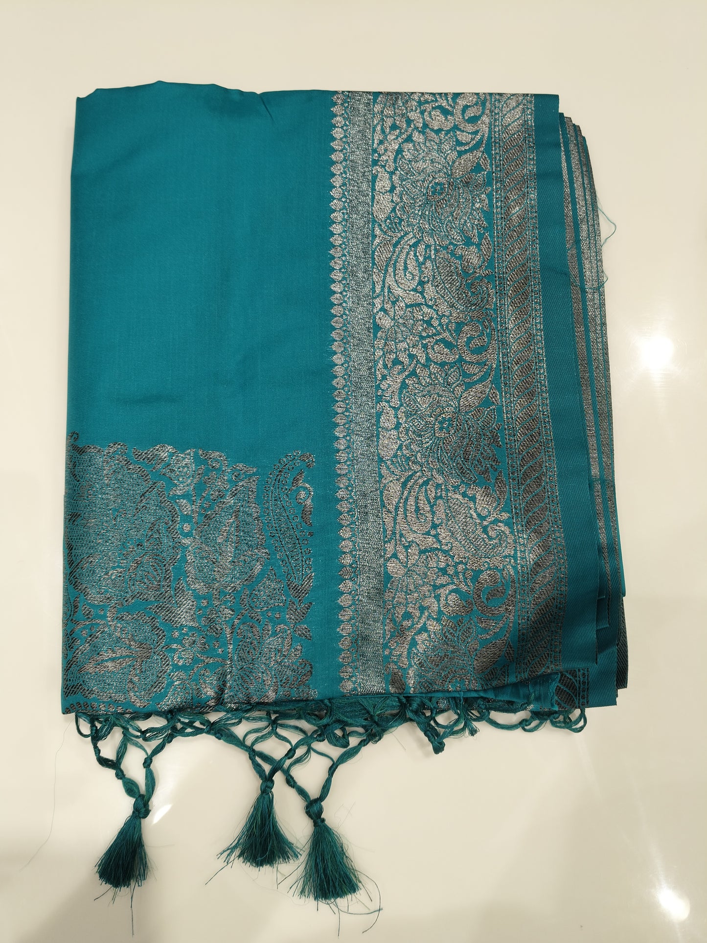 OFFER SALES SAREES - IHA 27667