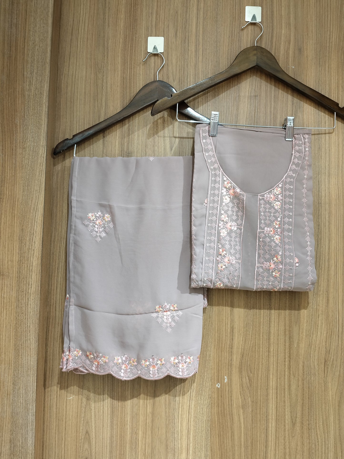 OFFER SALES UNSTITCHED SALWAR  - IHA 27566