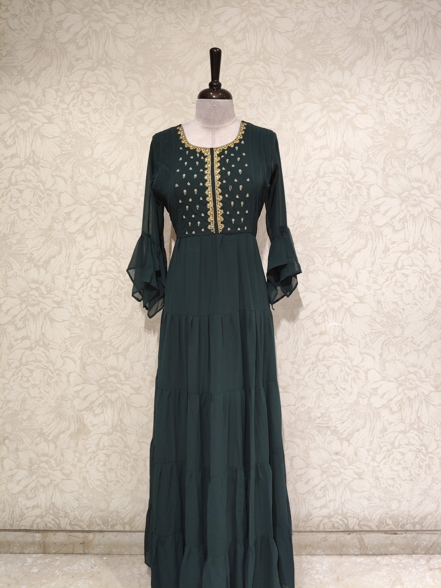 OFFER SALES TOP ONLY COLLECTIONS  - IHA 27845