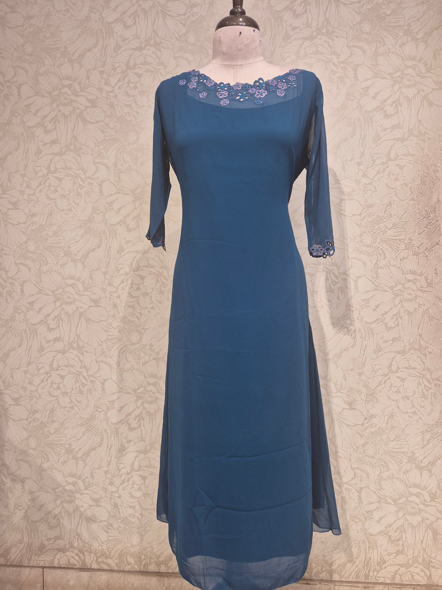 OFFER SALES TOPS COLLECTIONS - IHA 26842