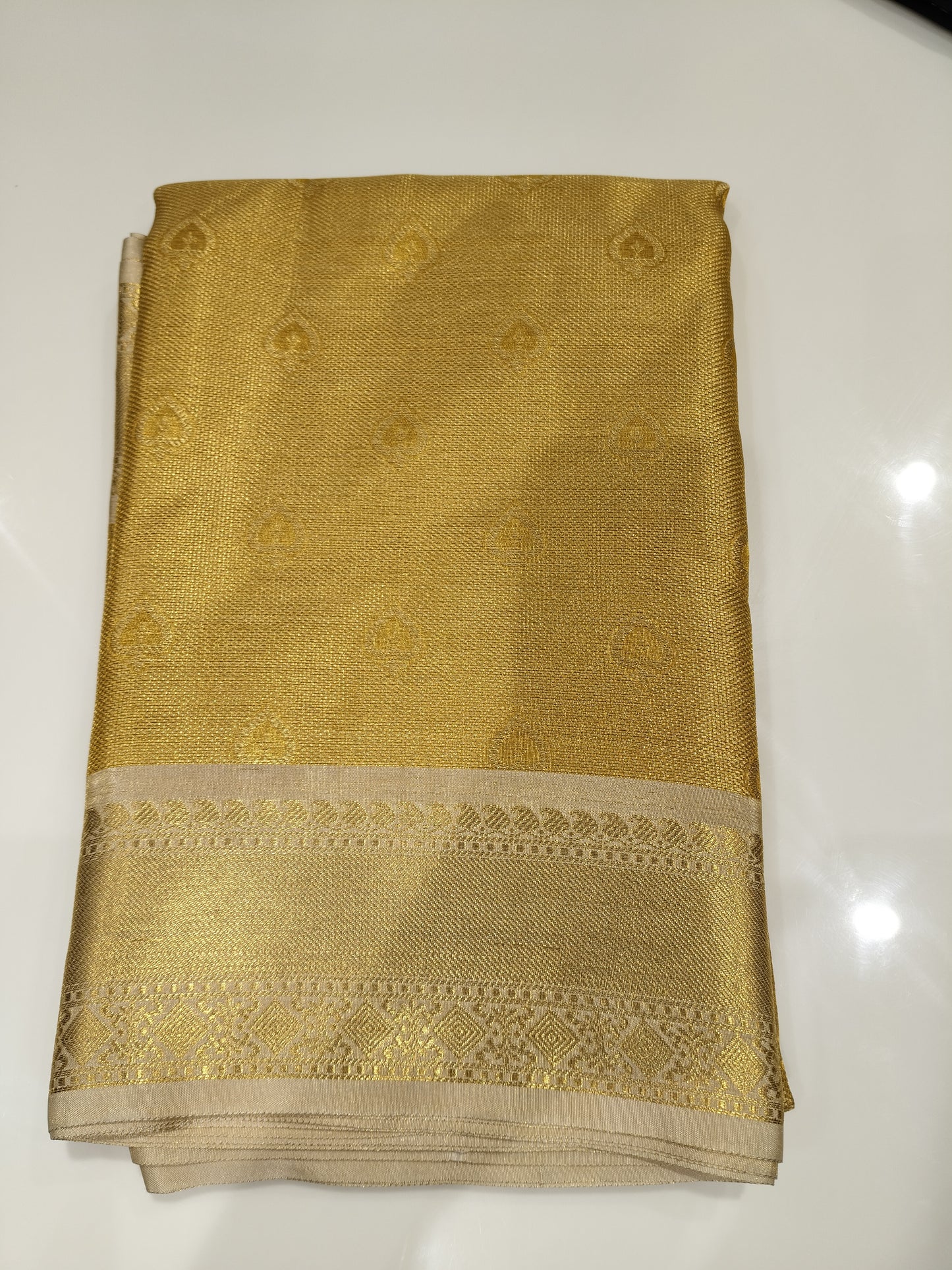 OFFER SALES SAREES - IHA 27601