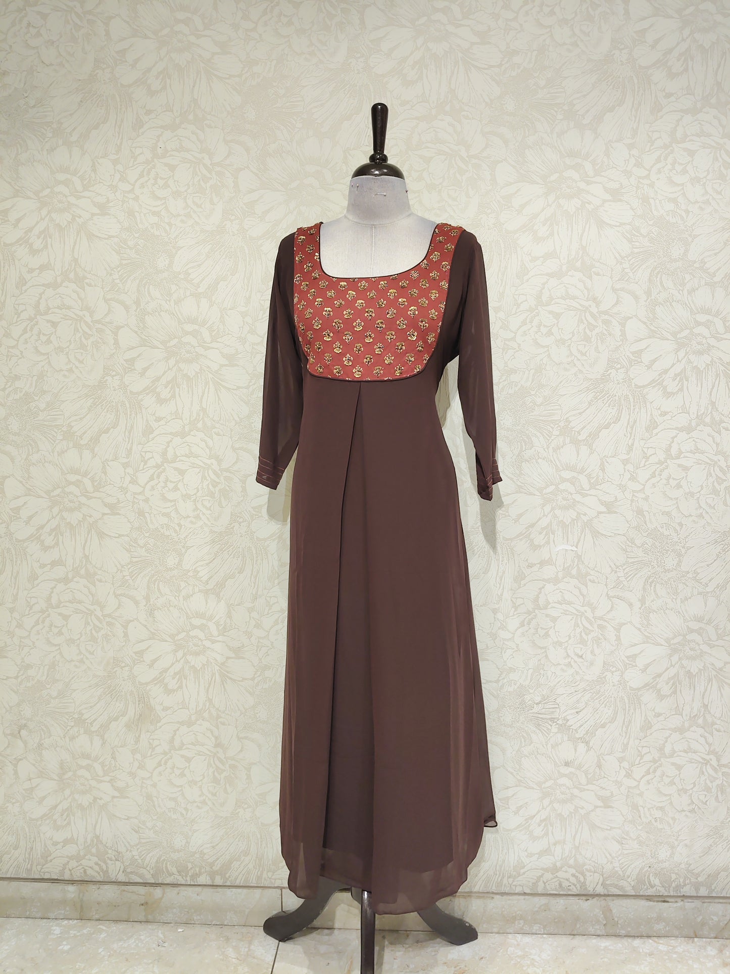 OFFER SALES TOP ONLY COLLECTIONS  - IHA 27845