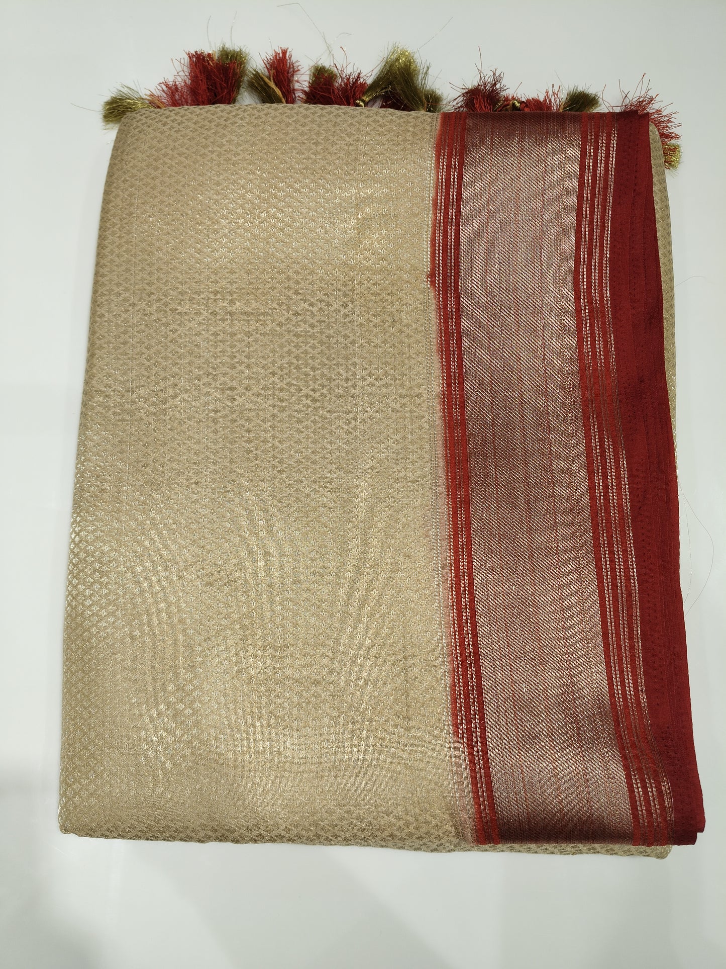 OFFER SALES SAREES - IHA 27667