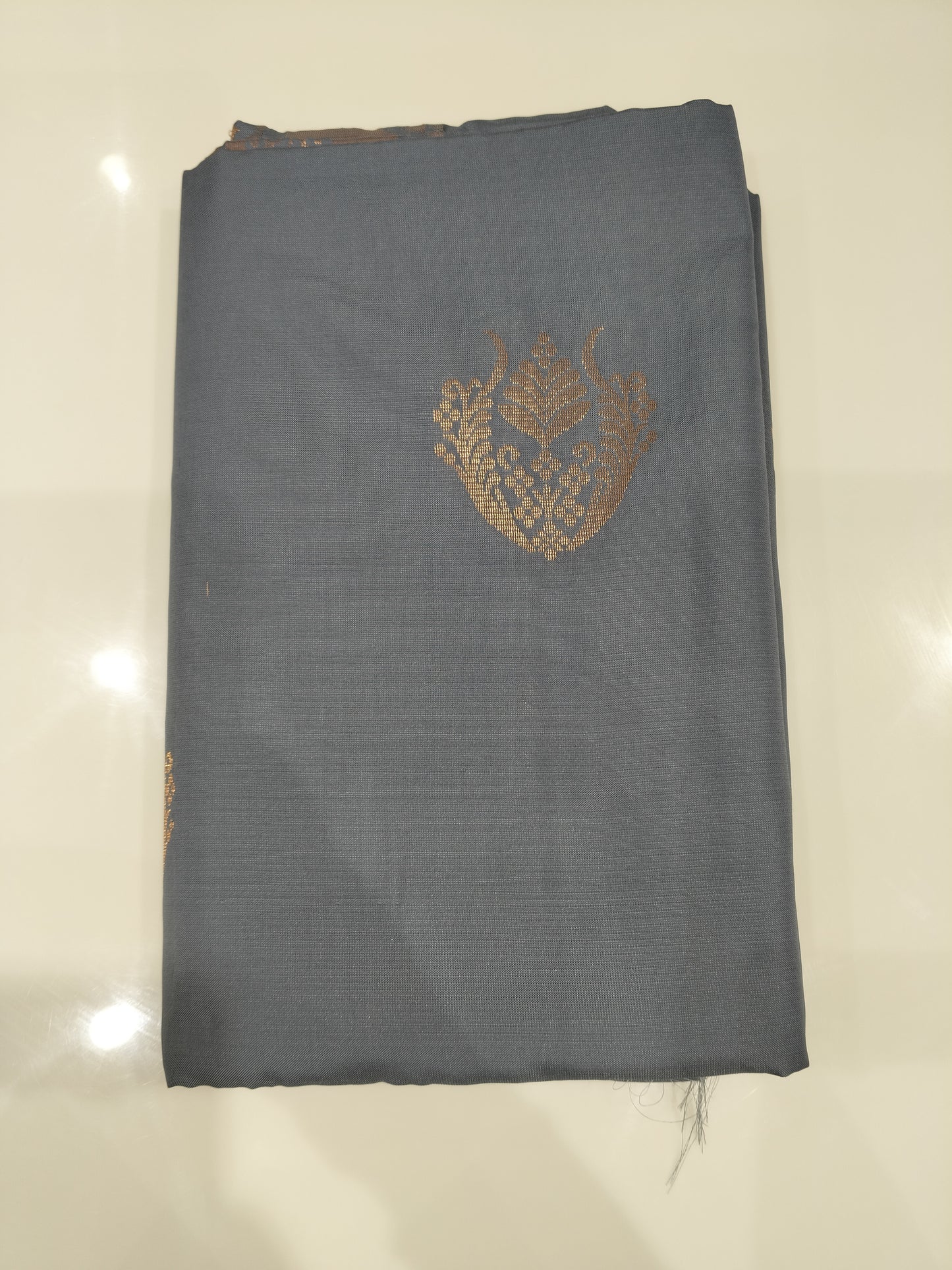 OFFER SALES SAREES - IHA 27667