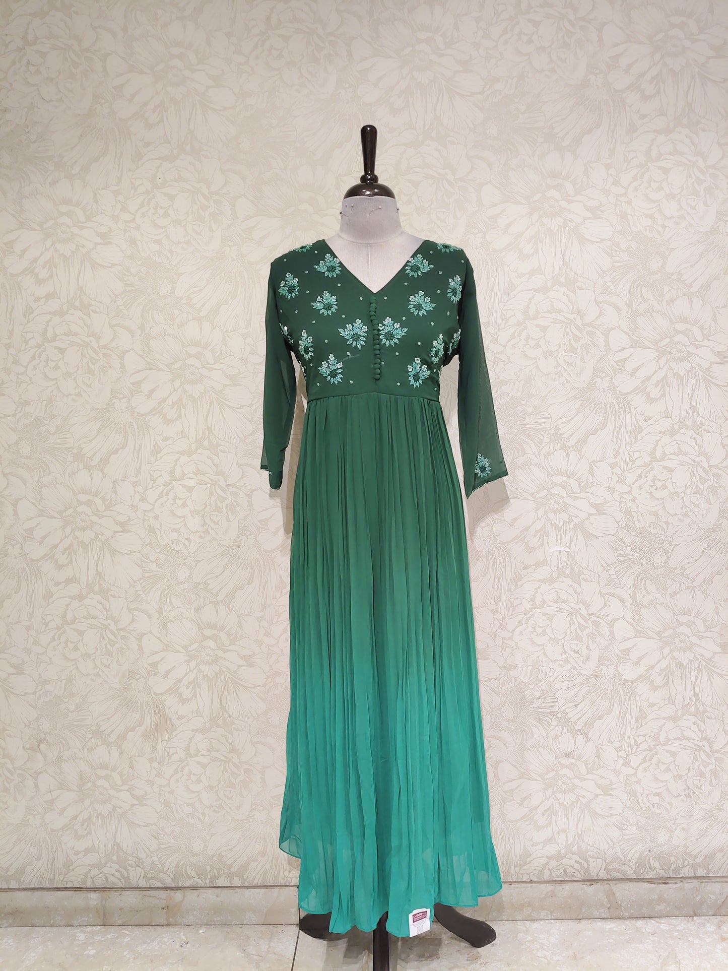 OFFER SALES TOP ONLY COLLECTIONS  - IHA 27845