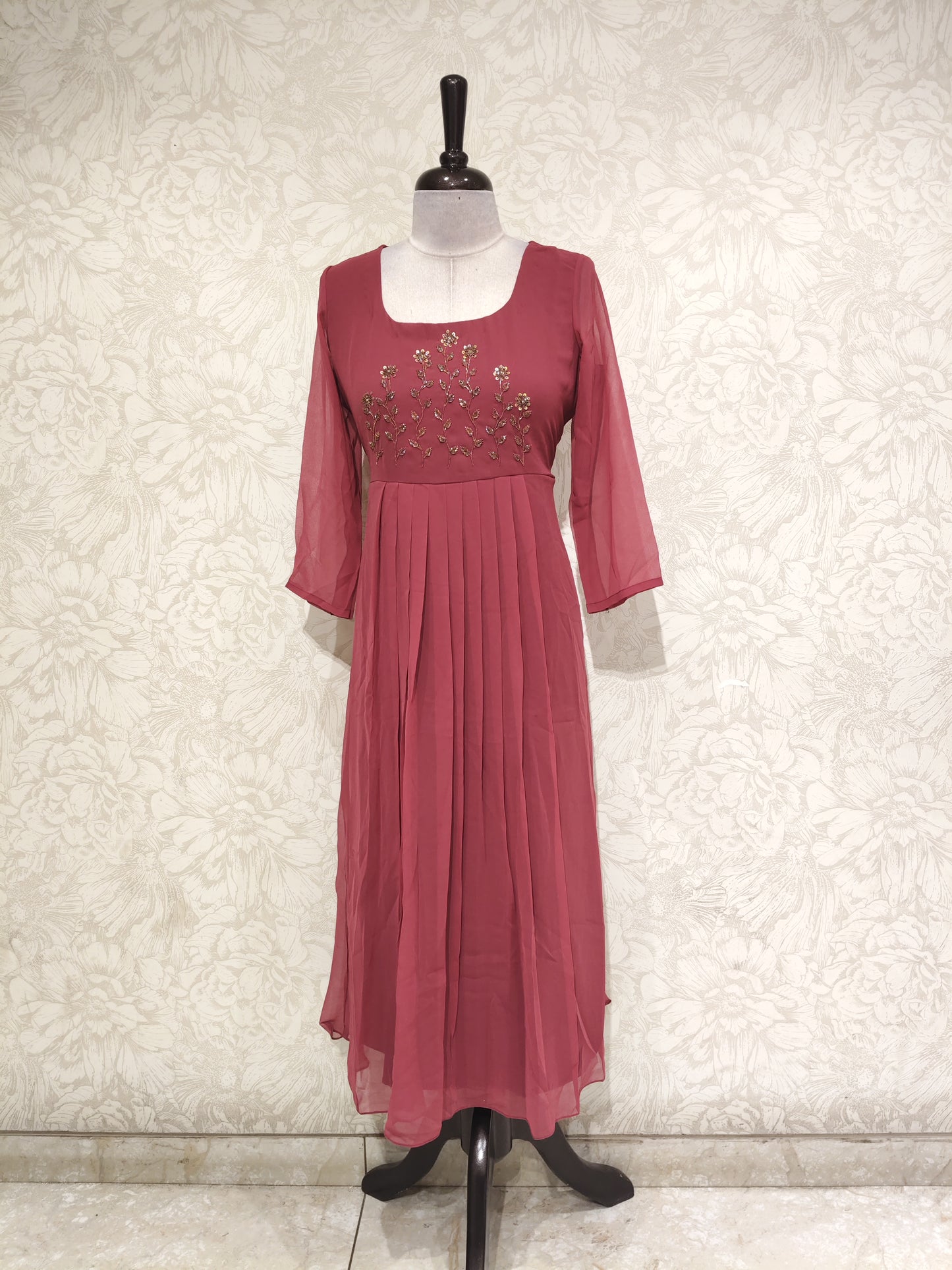 OFFER SALES TOP ONLY COLLECTIONS  - IHA 27844