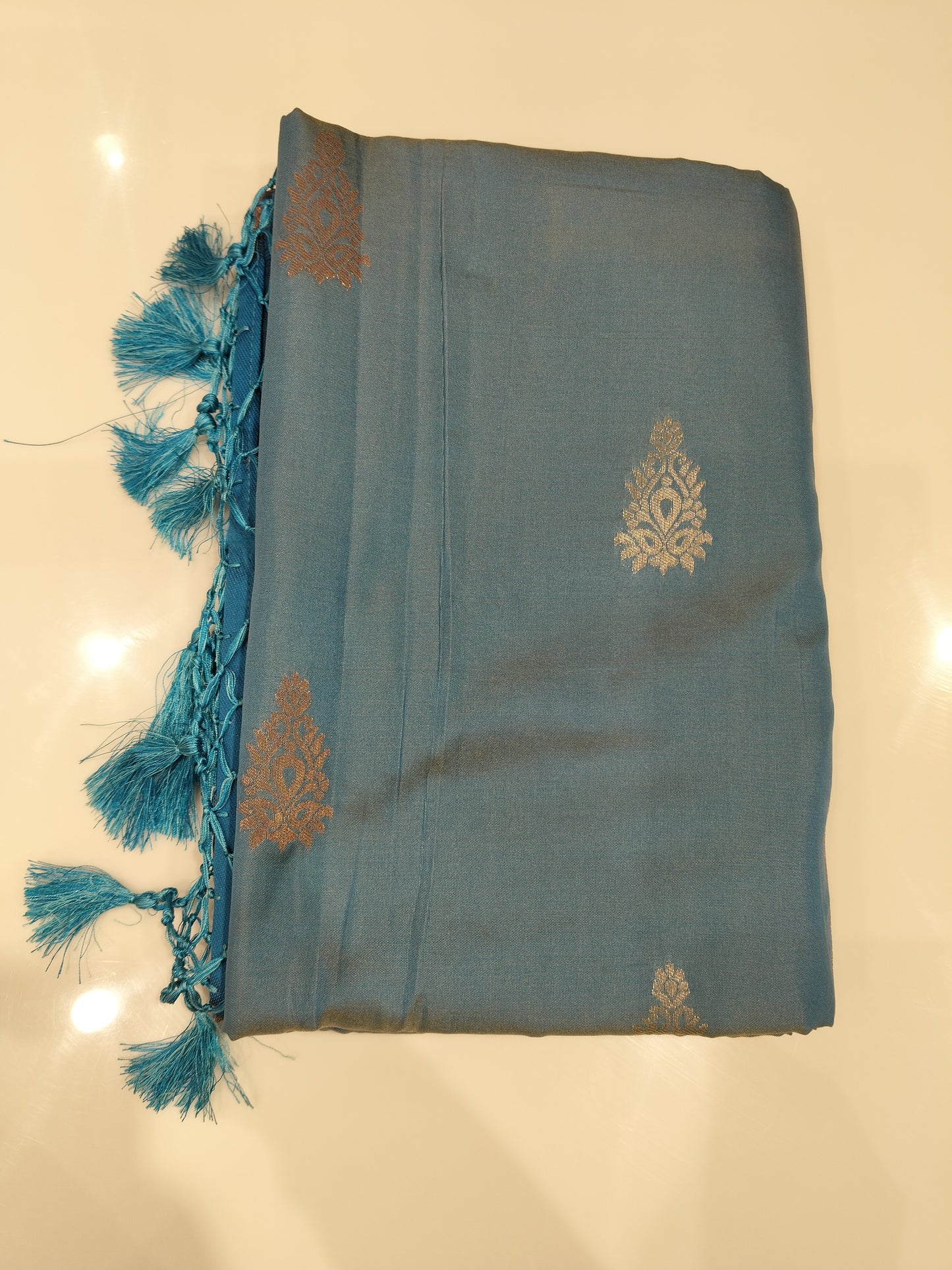 OFFER SALES SAREES - IHA 27667