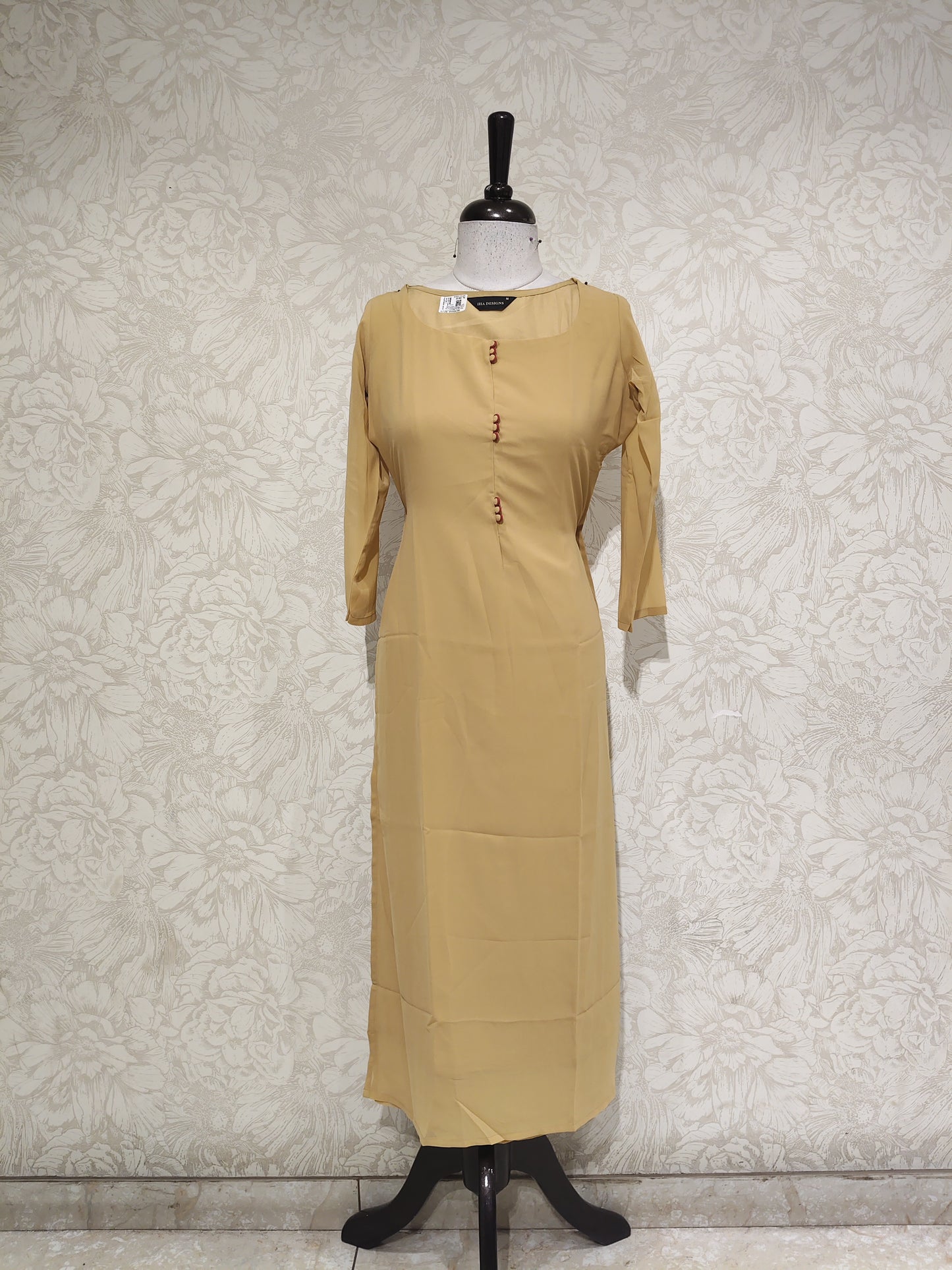 OFFER SALES TOP ONLY COLLECTIONS  - IHA 27844