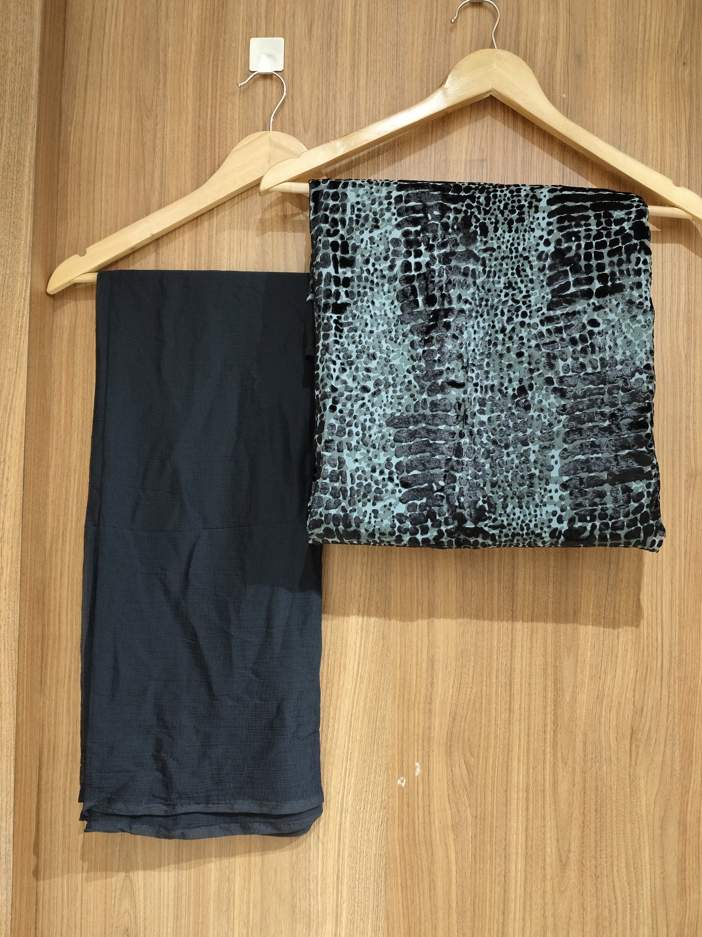 OFFER SALES UNSTITCHED SALWAR  - IHA 27602