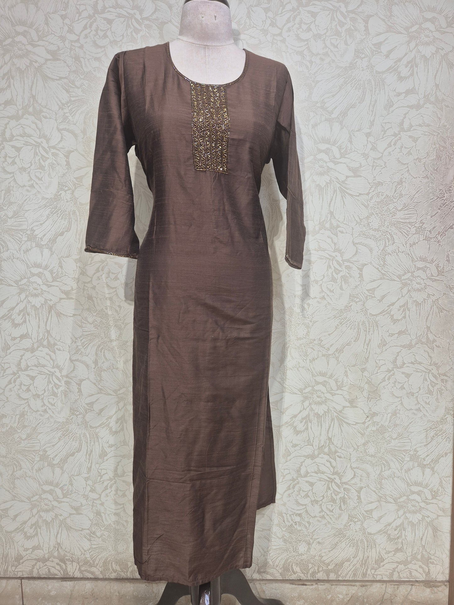 OFFER SALES TOPS COLLECTIONS - IHA 26842