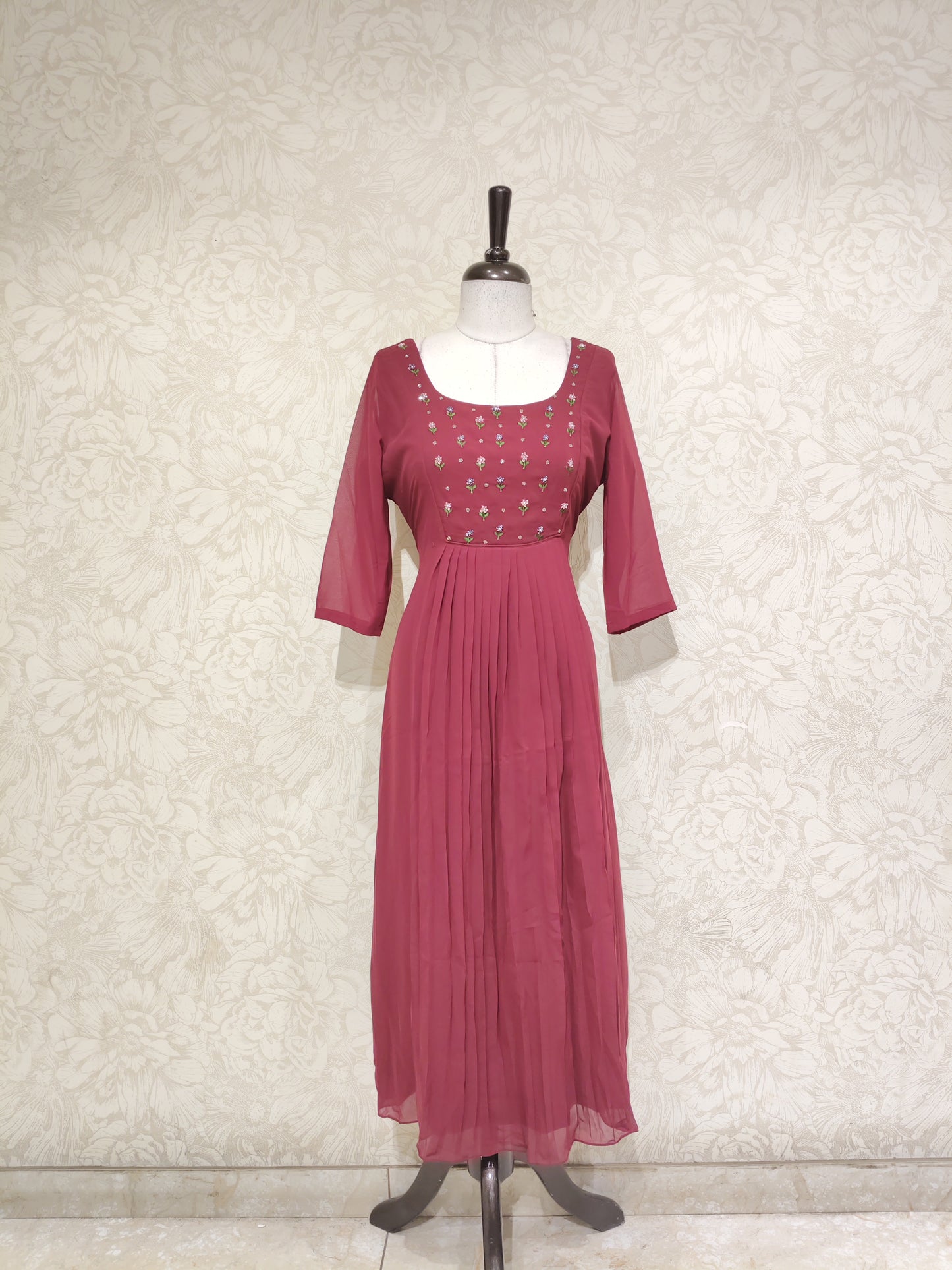 OFFER SALES TOP ONLY COLLECTIONS  - IHA 27845