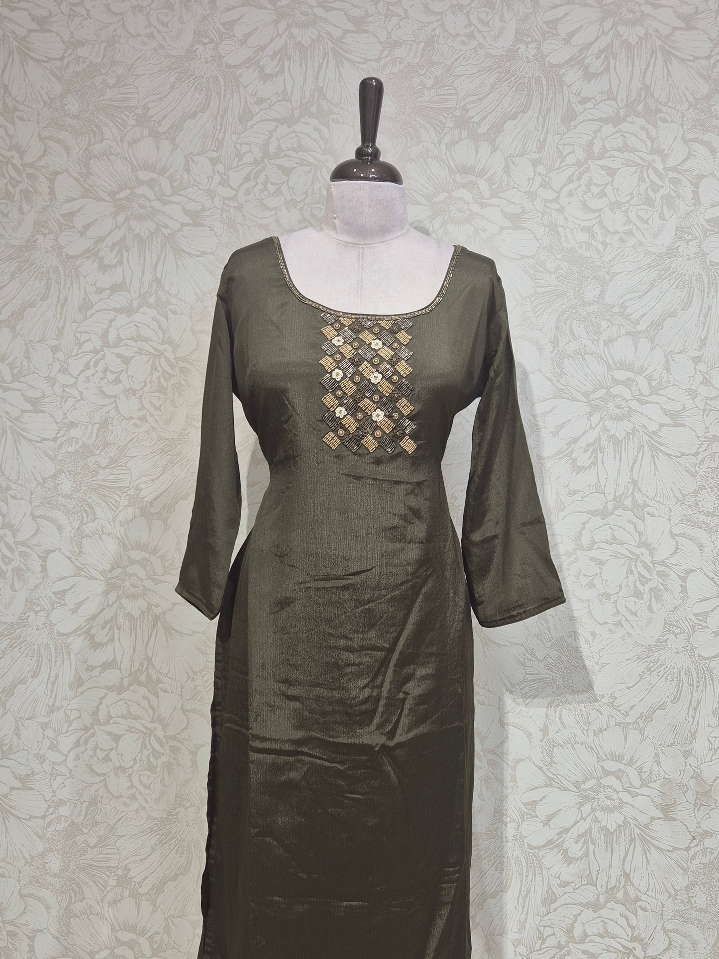 OFFER SALES TOPS COLLECTIONS - IHA 26842