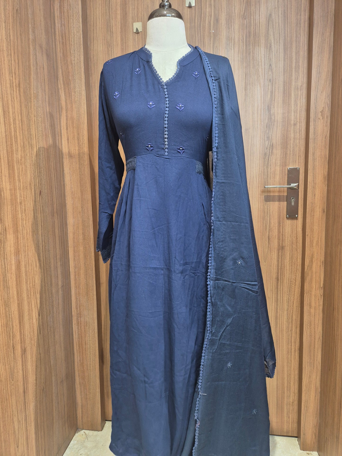 OFFER SALES TOPS COLLECTIONS - IHA 26796