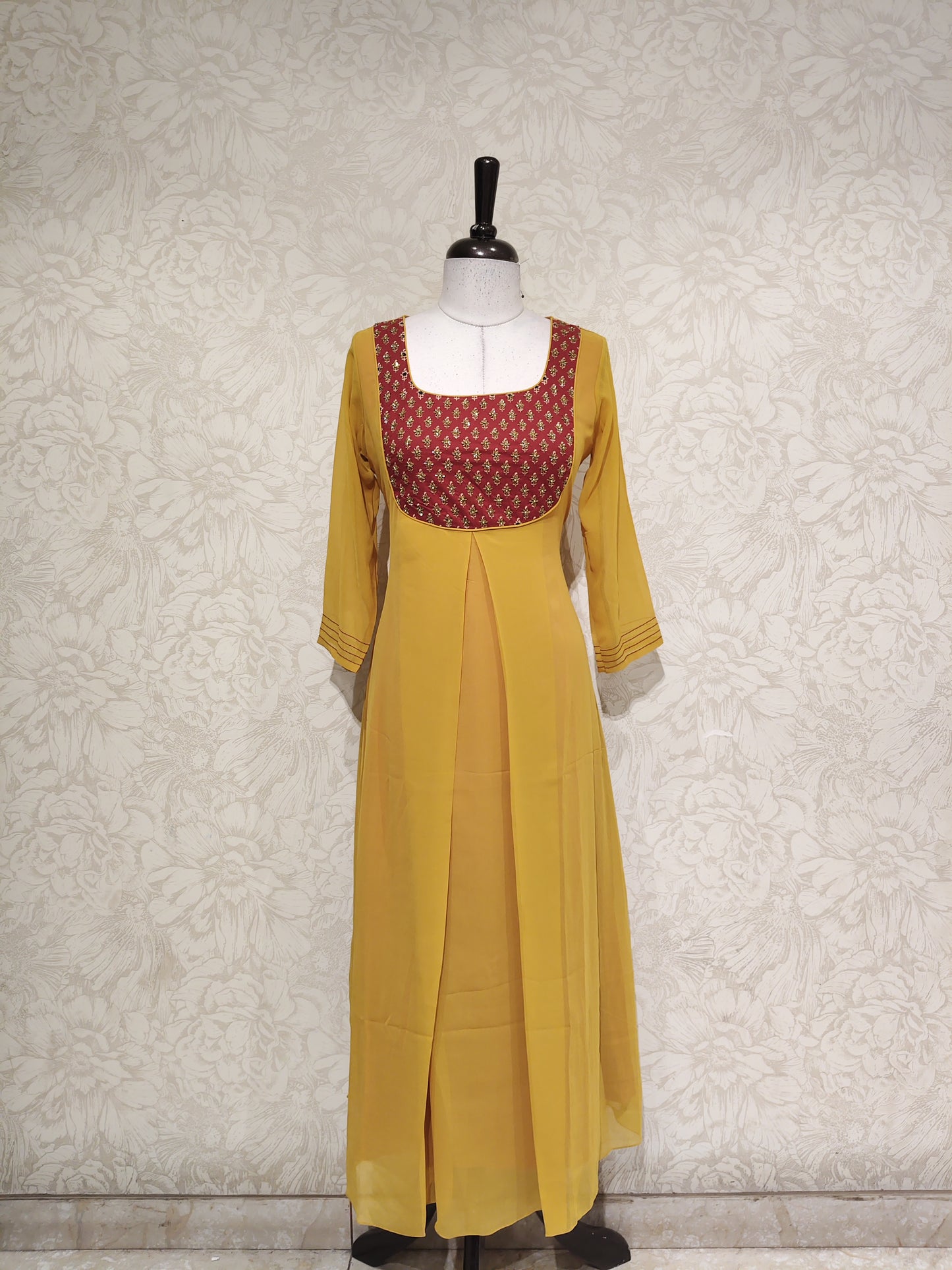 OFFER SALES TOP ONLY COLLECTIONS  - IHA 27845