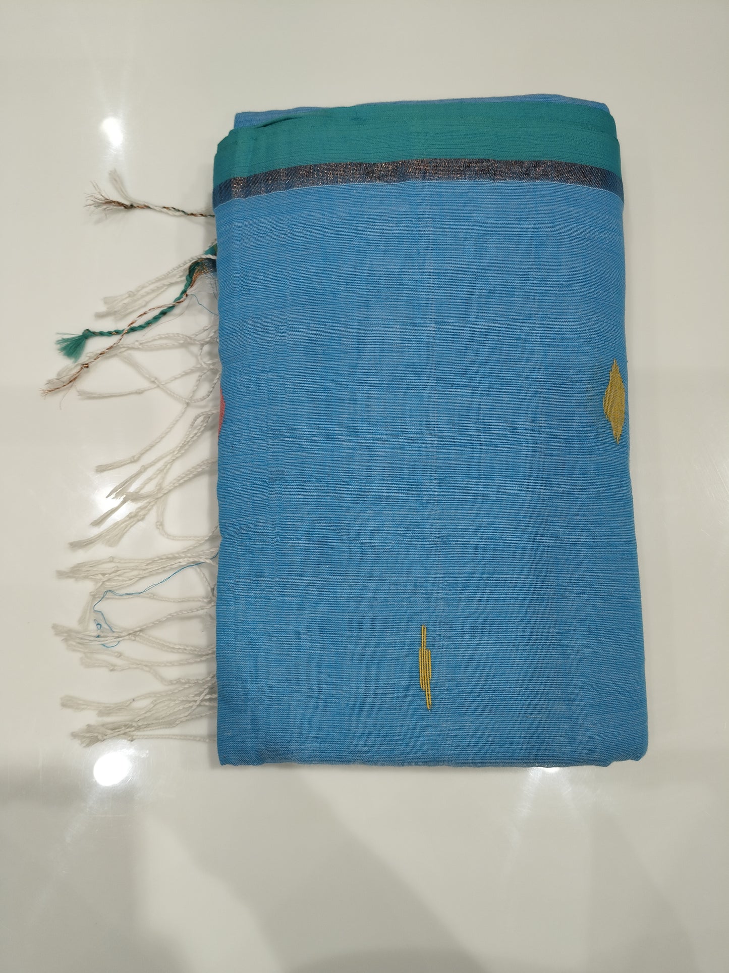OFFER SALES SAREES - IHA 27667