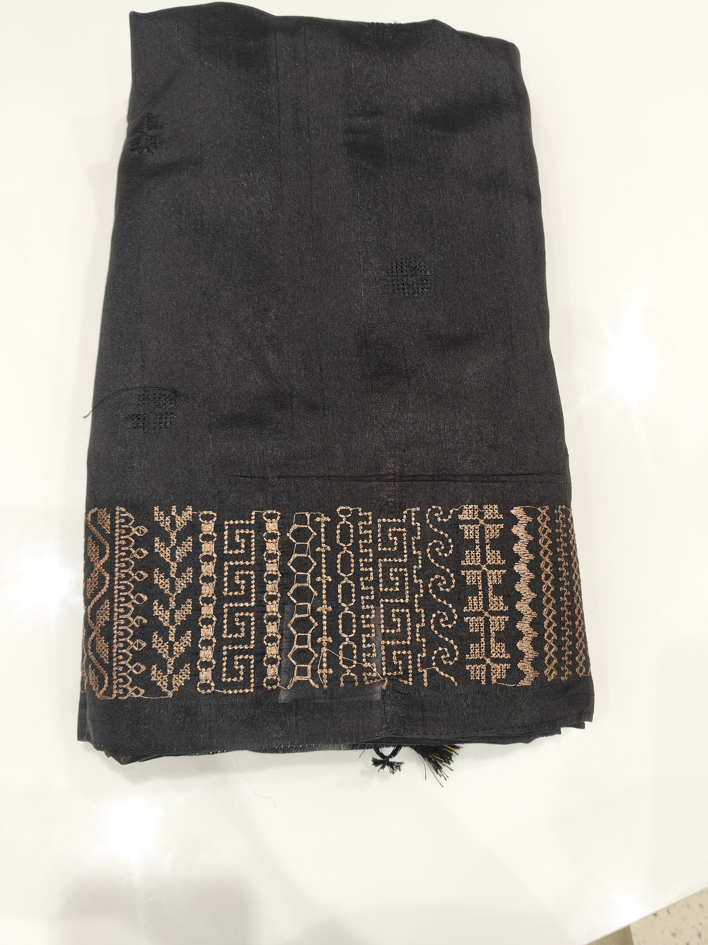 OFFER SALES SAREES - IHA 27601