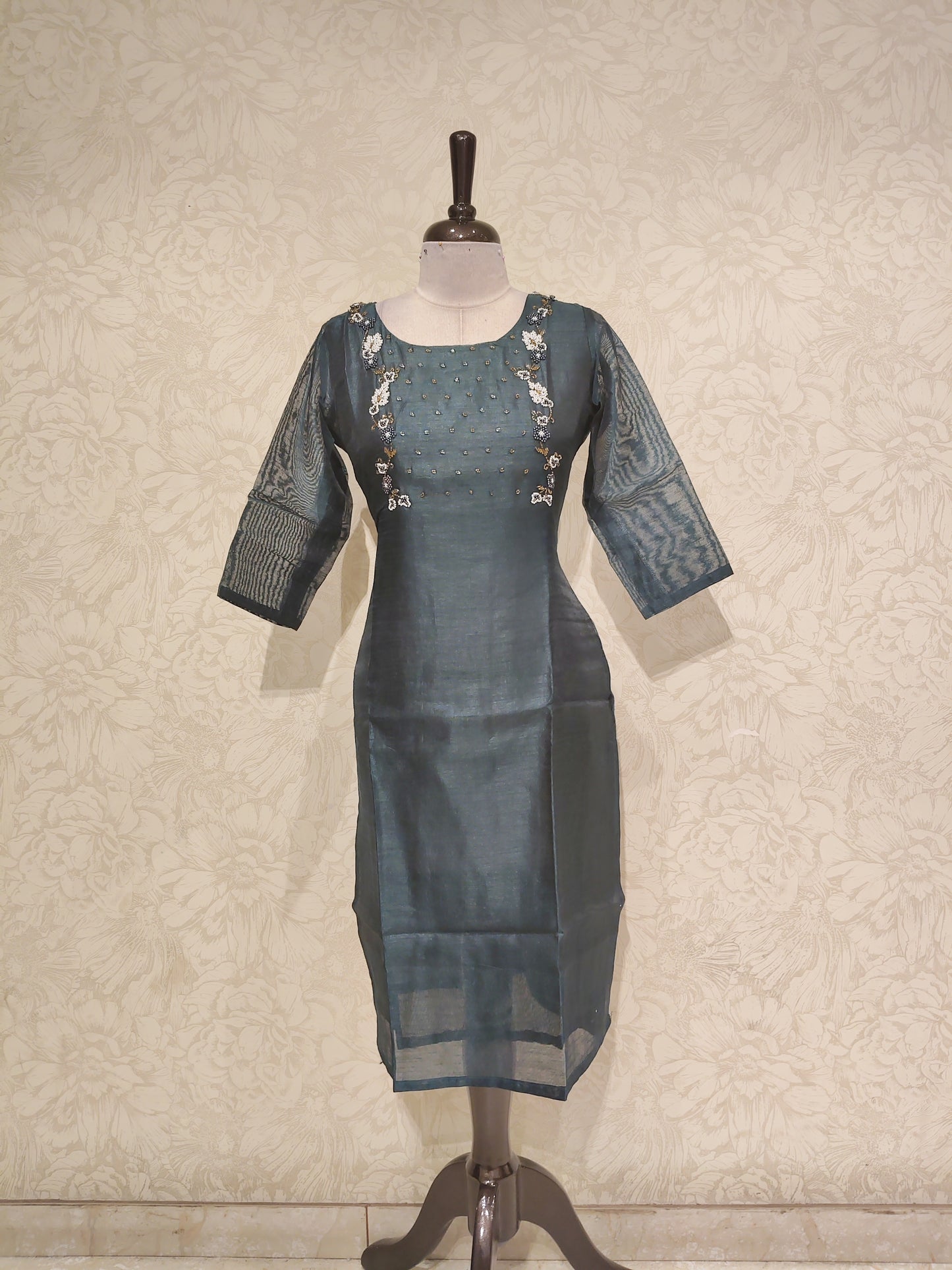 OFFER SALES TOP ONLY COLLECTIONS  - IHA 27845