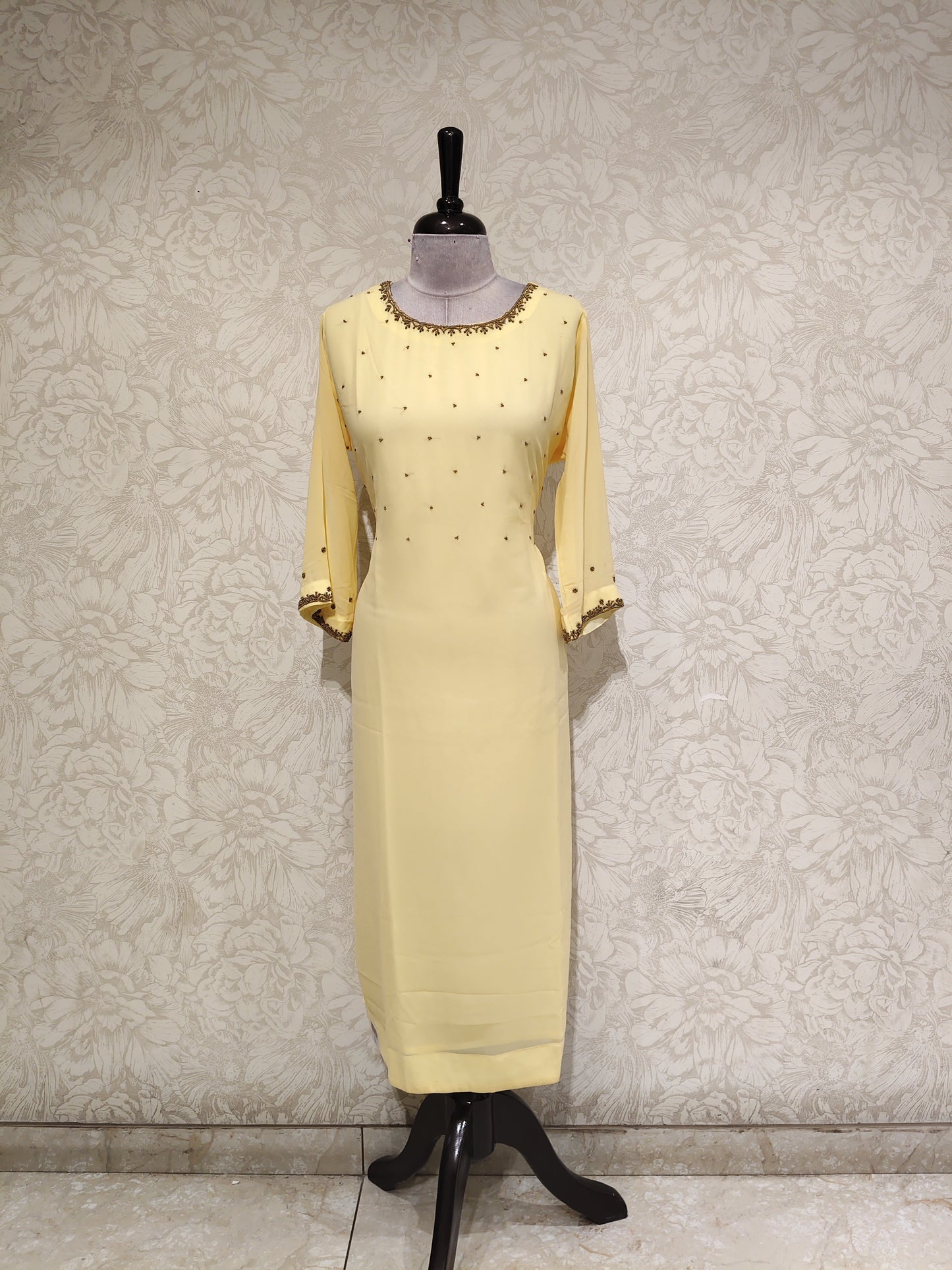 OFFER SALES TOP ONLY COLLECTIONS  - IHA 27845