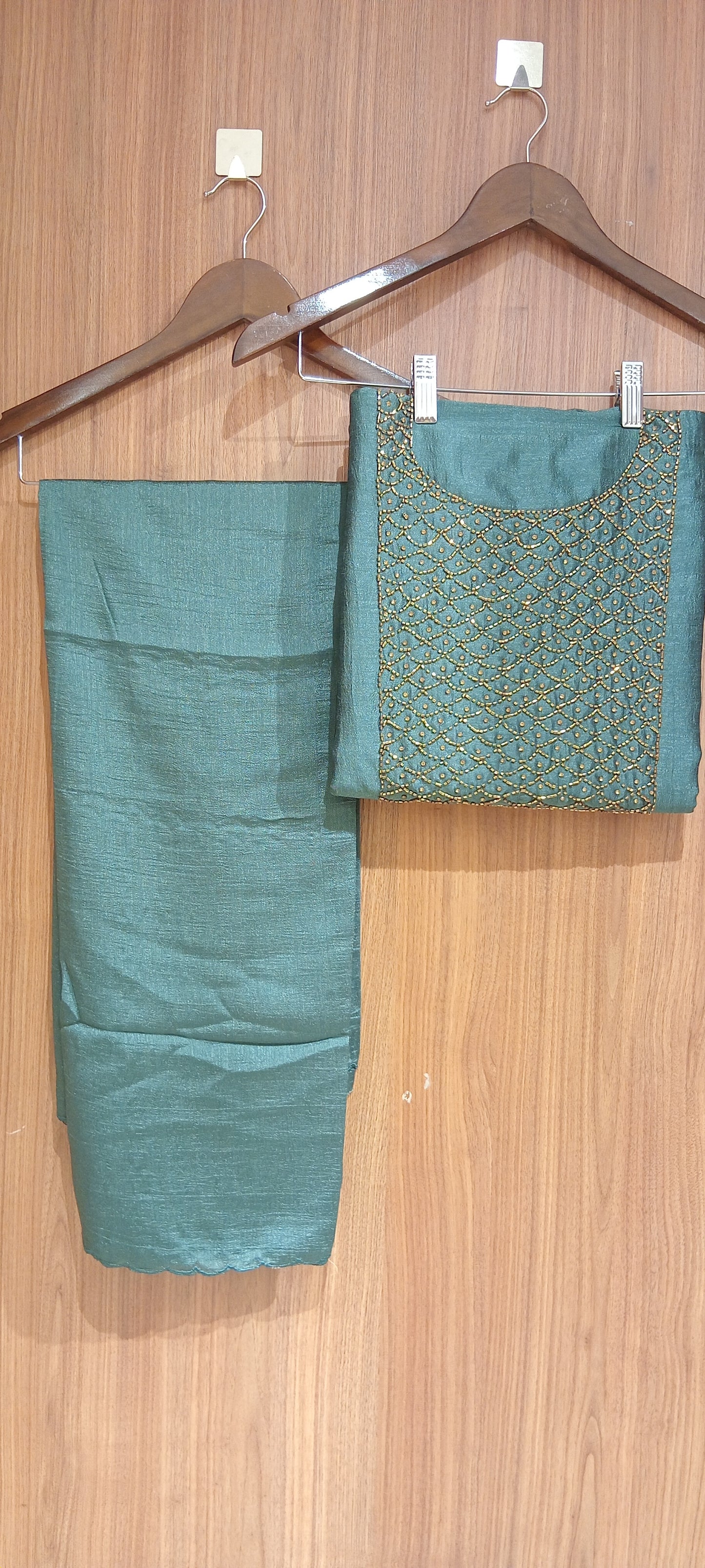 OFFER SALES UNSTITCHED SALWAR  - IHA 27658