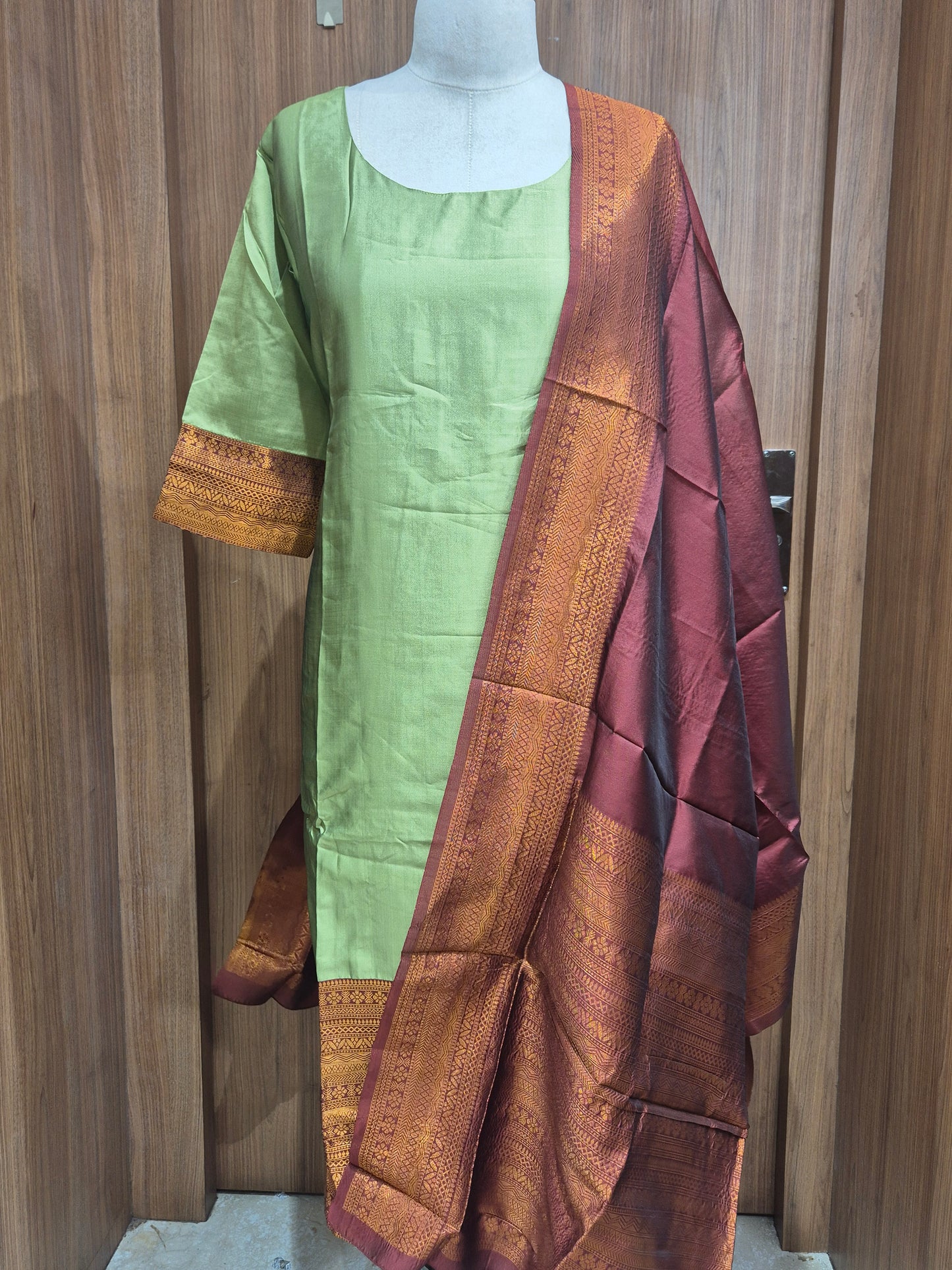 OFFER SALES TOPS COLLECTIONS - IHA 26746