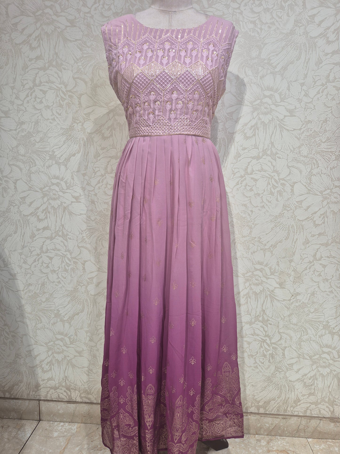 OFFER SALES TOPS COLLECTIONS - IHA 26842