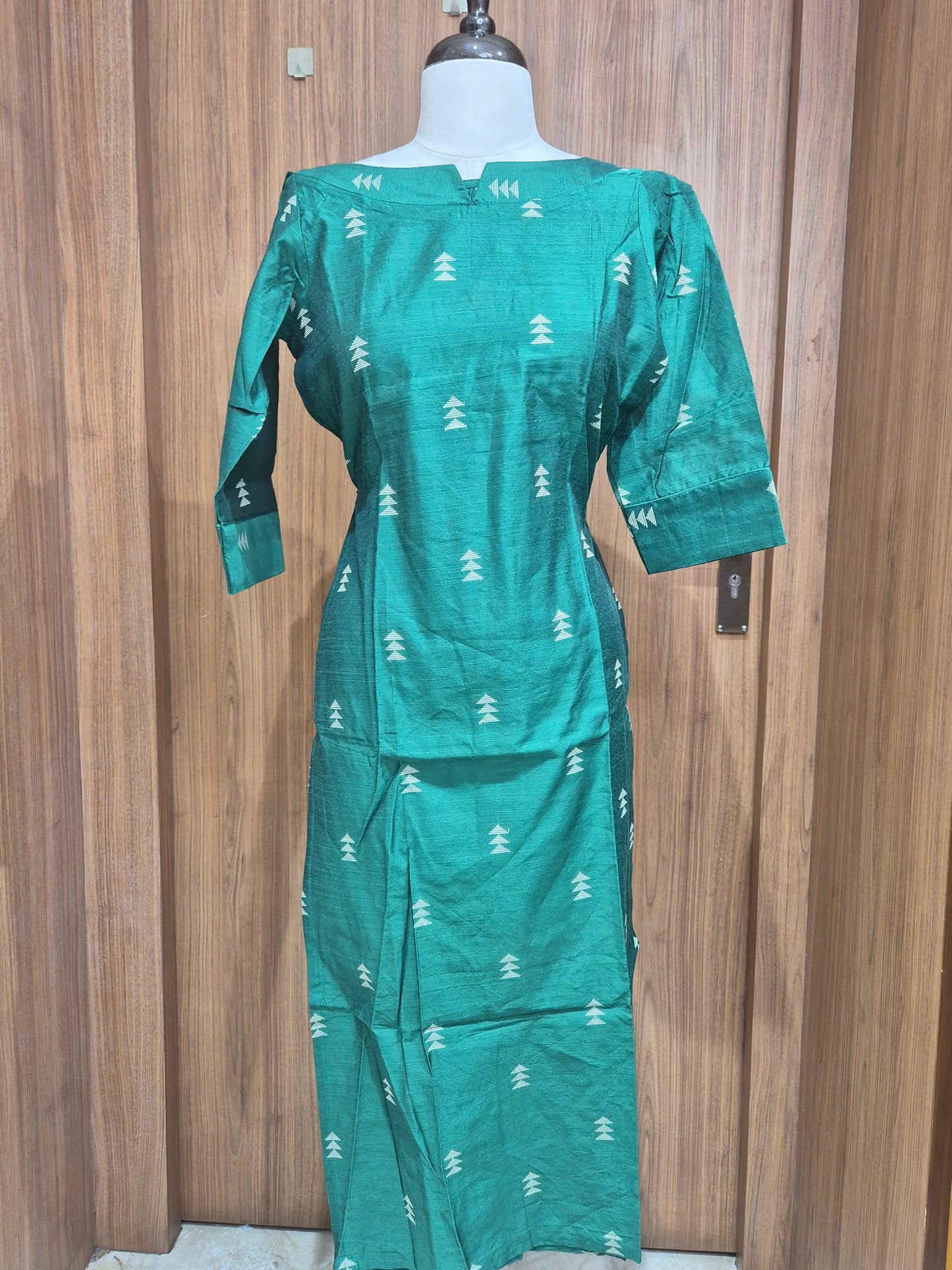 OFFER SALES TOPS COLLECTIONS - IHA 26746