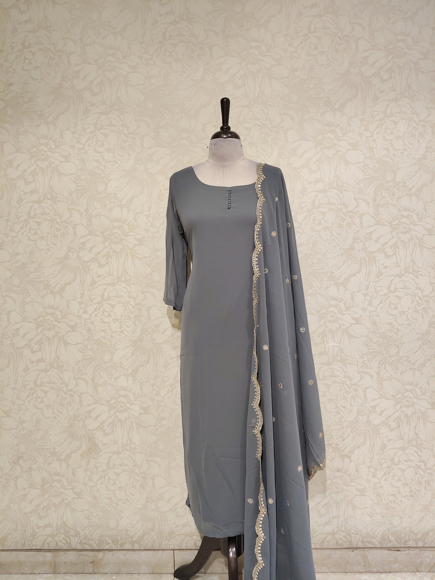 OFFER SALES TOP ONLY COLLECTIONS  - IHA 27845