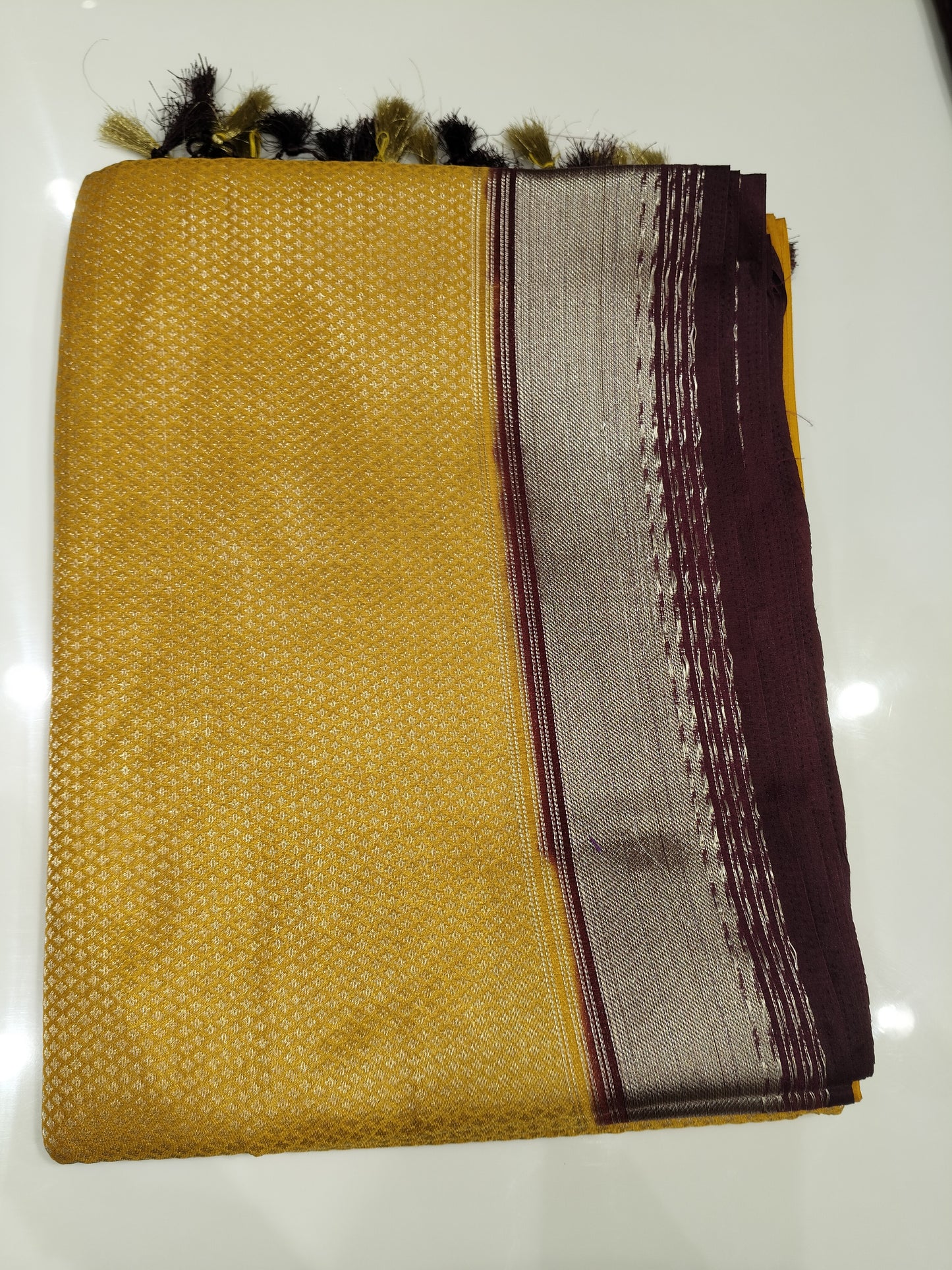 OFFER SALES SAREES - IHA 27667