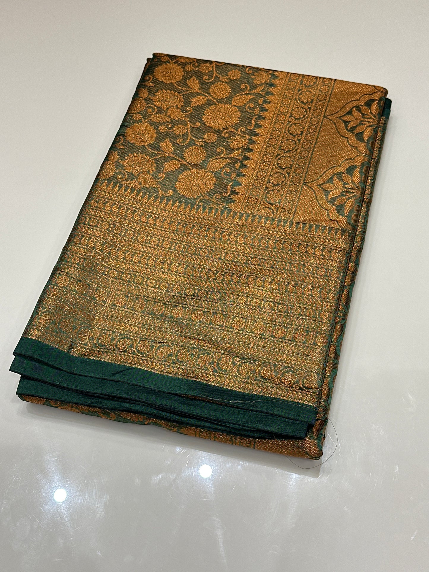 OFFER SALES SAREES - IHA 27171