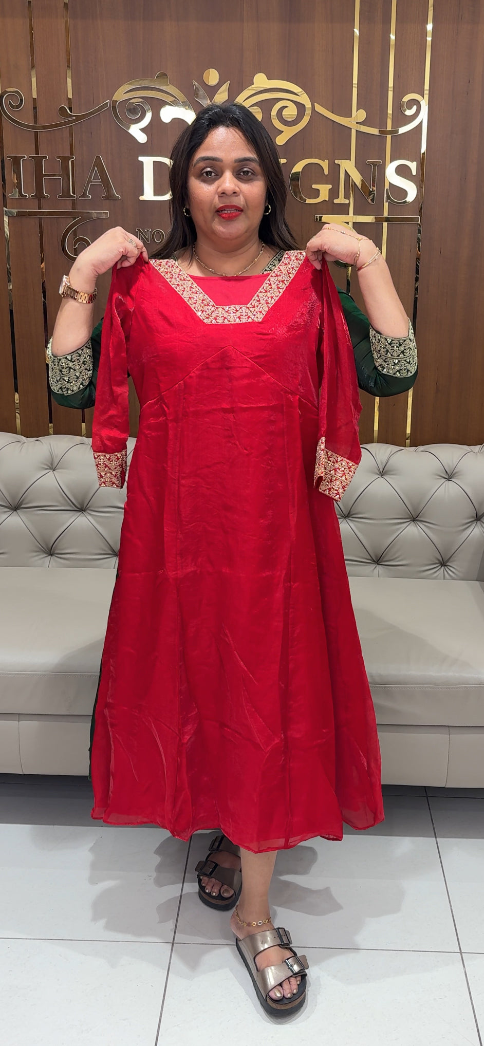 IHA'S IN-HOUSE VELEVET ORGANZA ALINE TOPS - IHA 24119