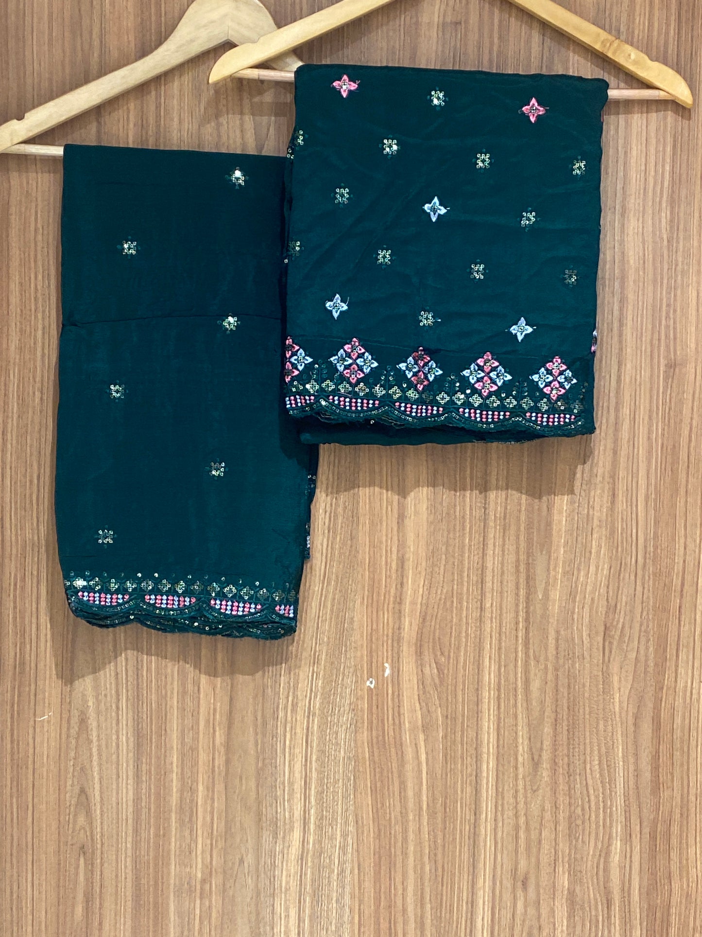 OFFER SALES UNSTITCHED SALWAR SUITS - IHA 26991