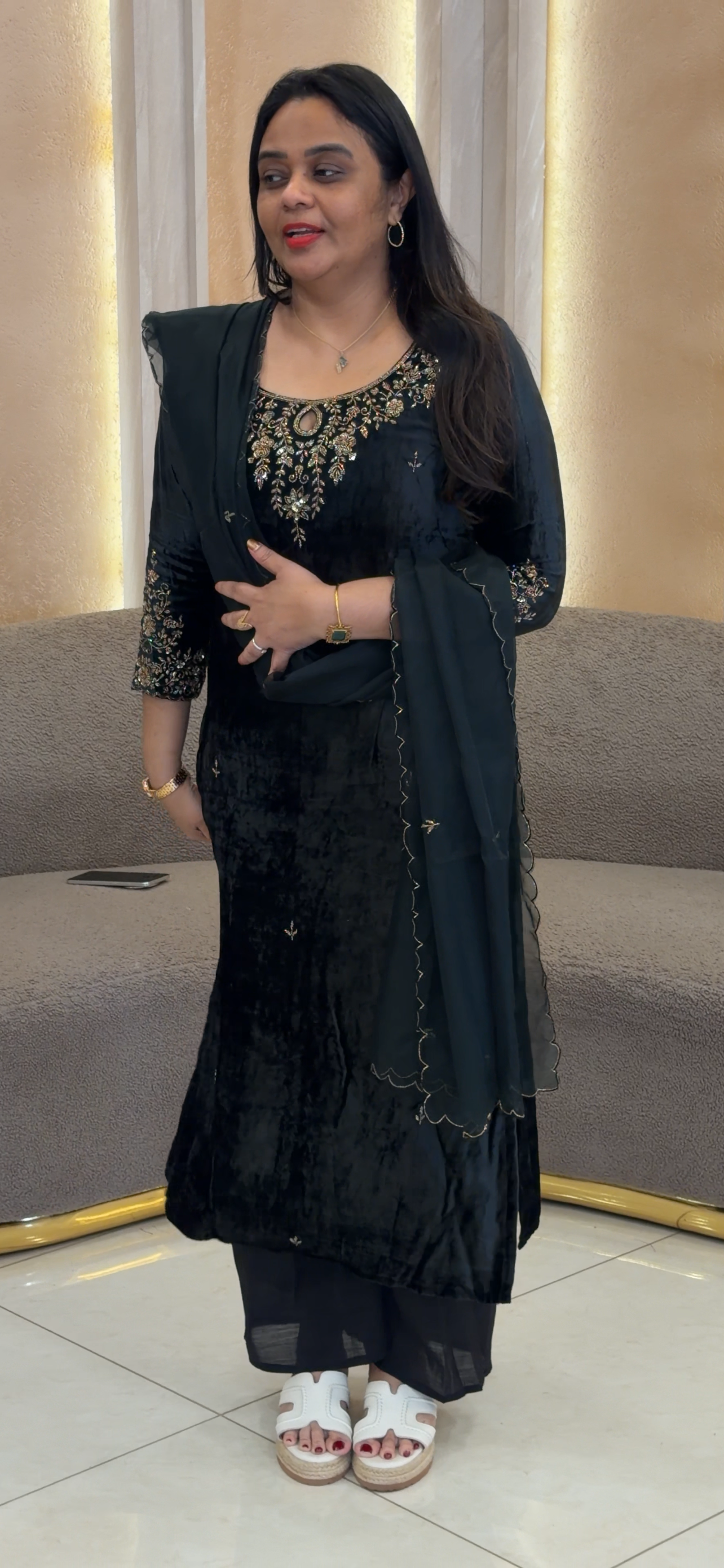 VISCOSE VELVET UNSTITCHED SALWAR SUITS - IHA 33353
