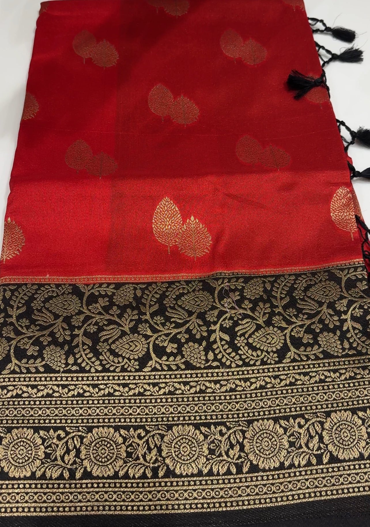 SEMI BANARASI SAREES - IHA 17462