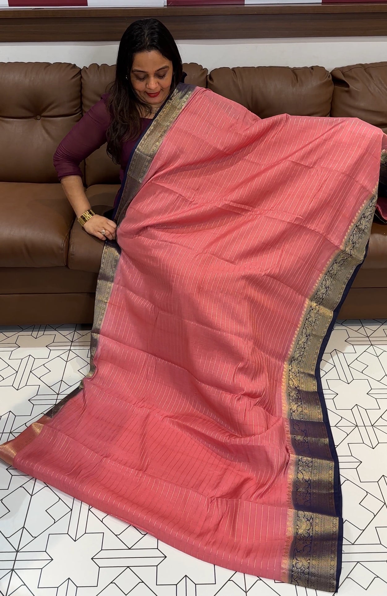 SEMI BANARASI SAREE - IHA 19081