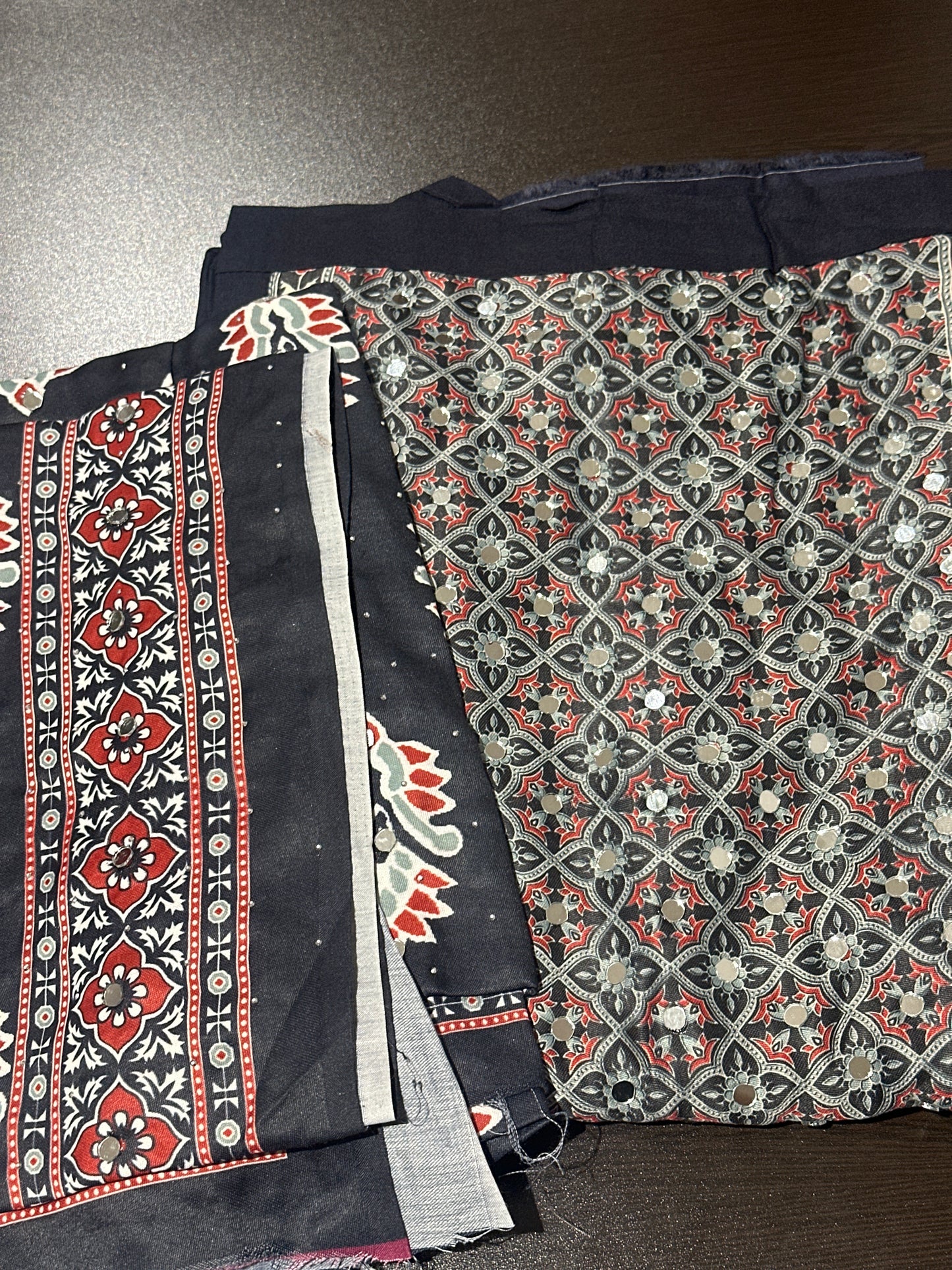 OFFER SALES UNSTITCHED SALWAR SUITS -  IHA 34150