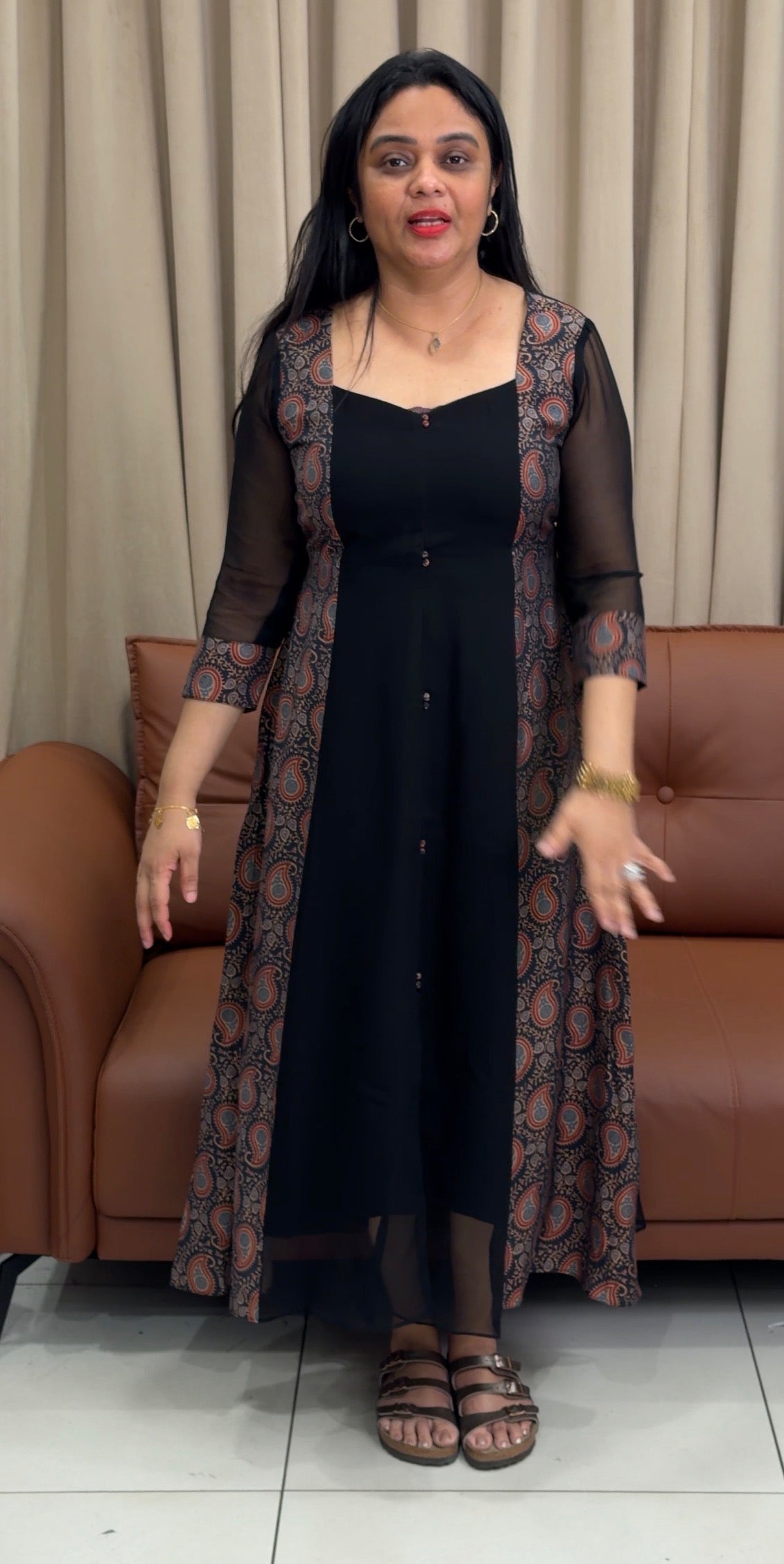 IHA'S IN-HOUSE DESIGNER ALINE TOPS - IHA 35739