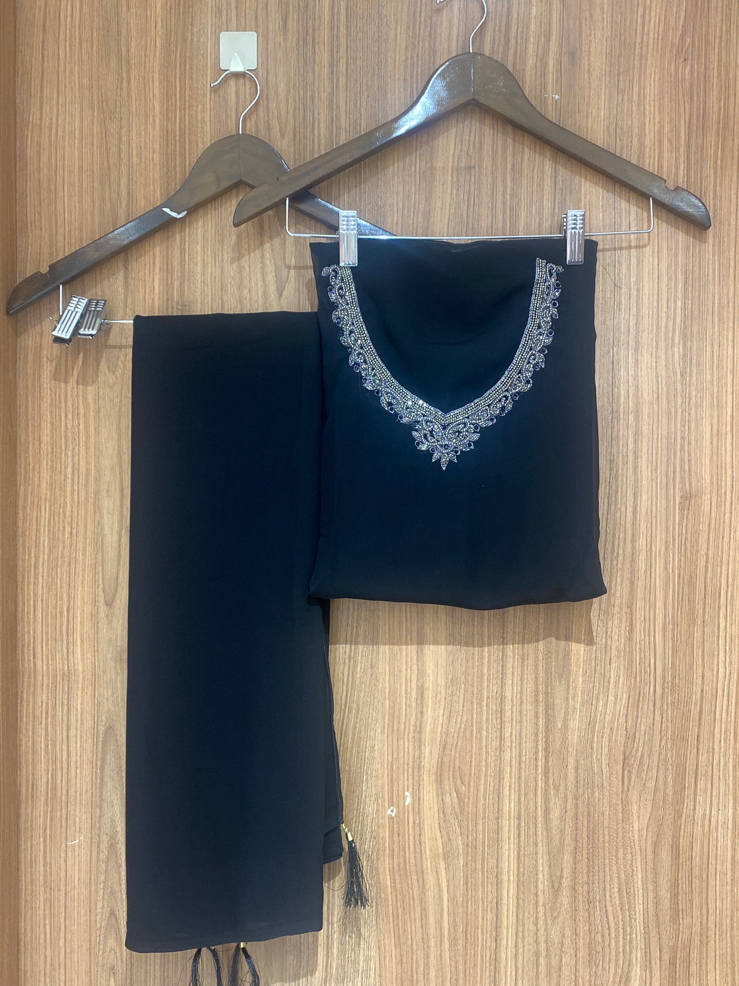 OFFER SALES UNSTITCHED SALWAR SUITS - IHA 26949