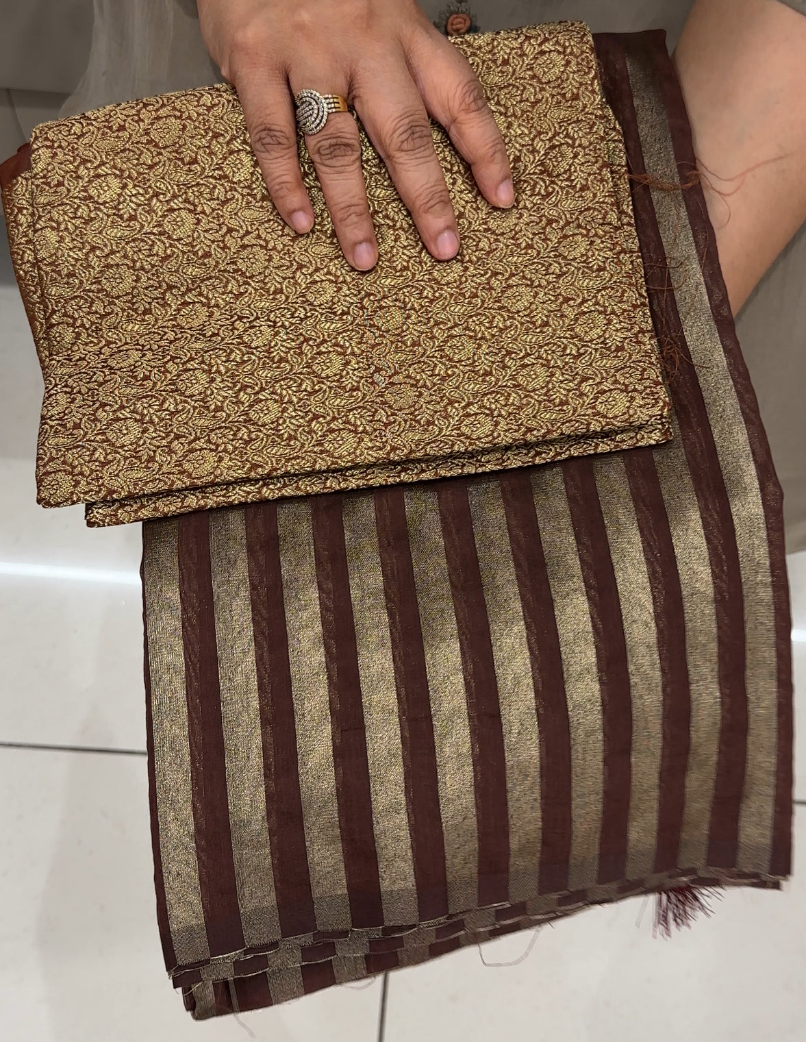 BANARASI SAREES - IHA 27020